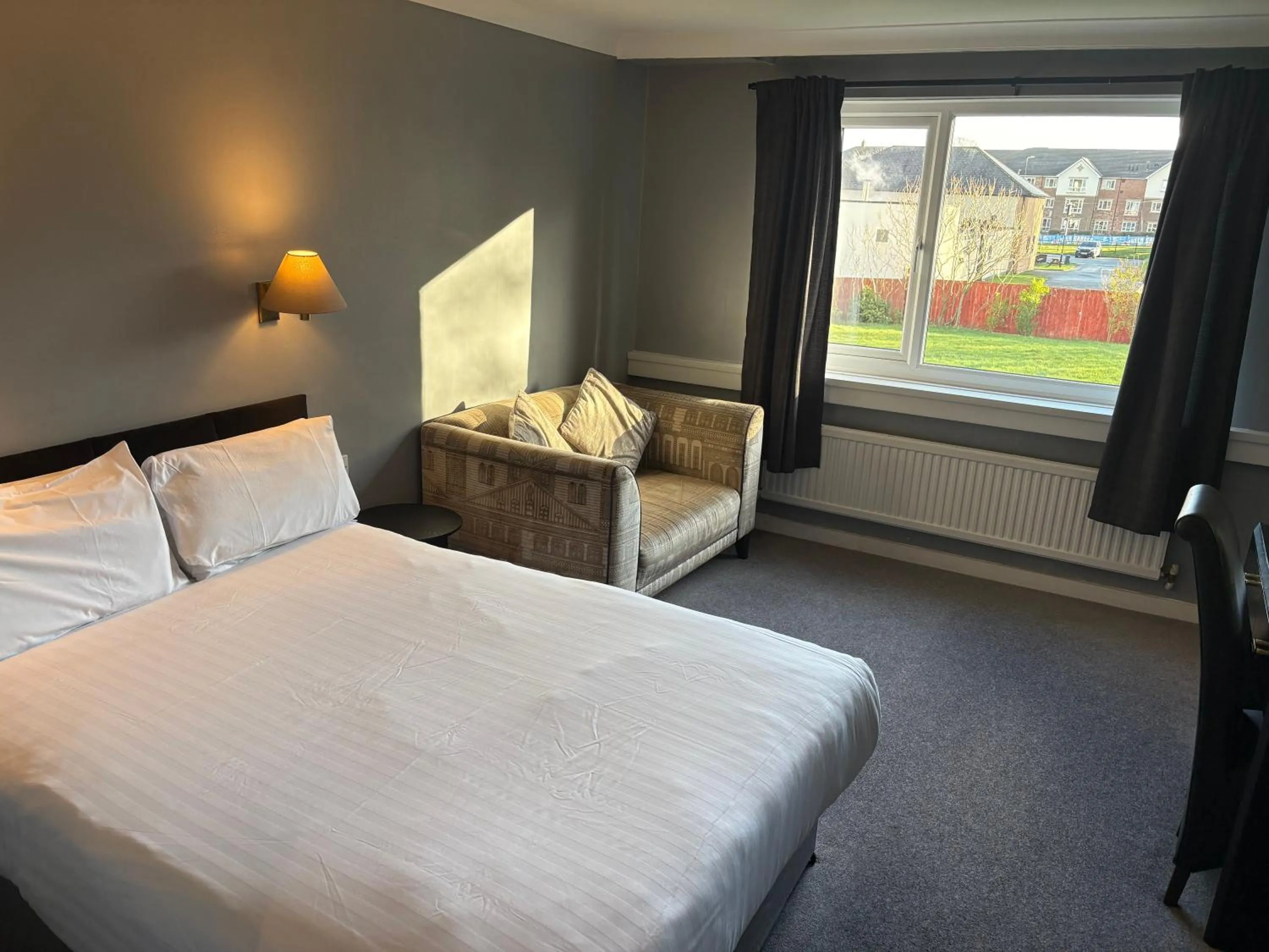 Photo of the whole room, Bed in Sporting Lodge Inn Middlesbrough