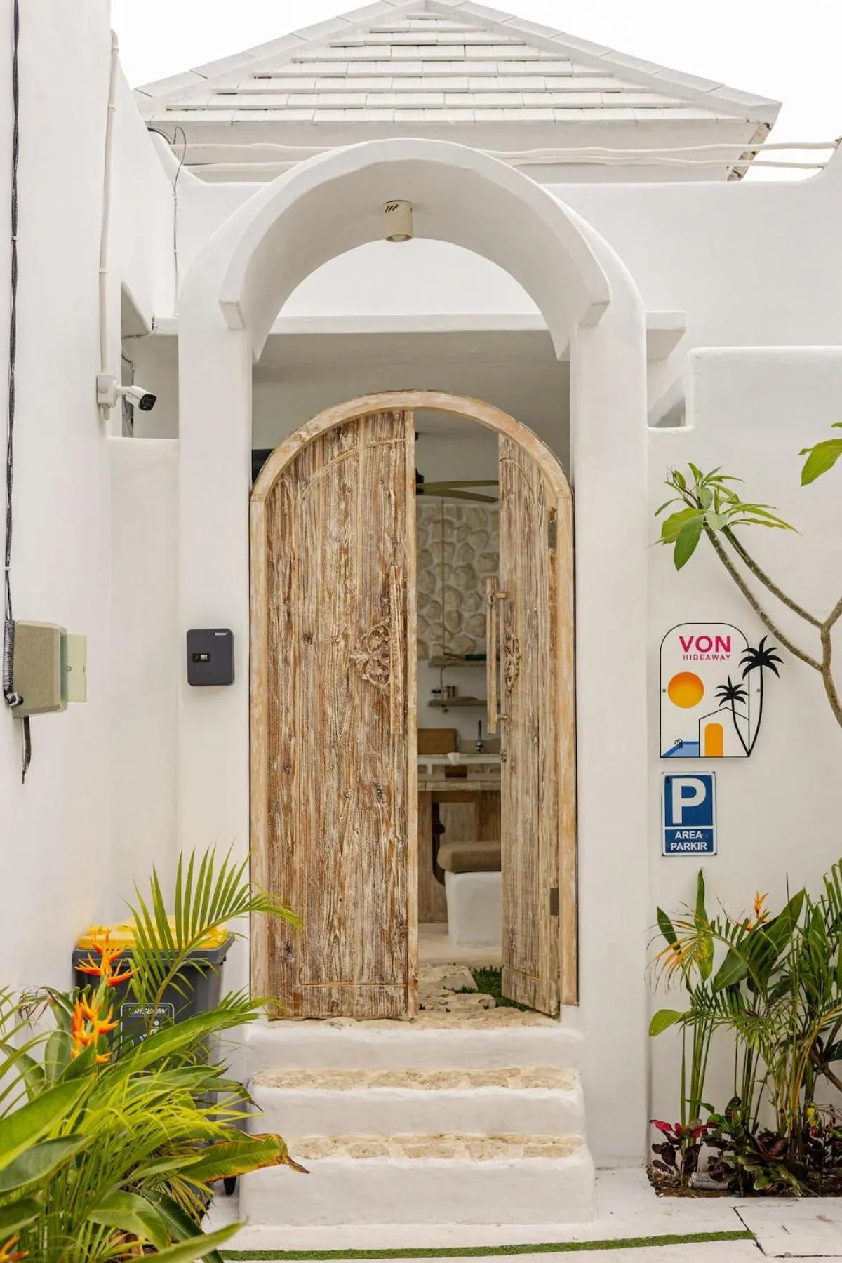 VON Hideaway Villa by Maheswara