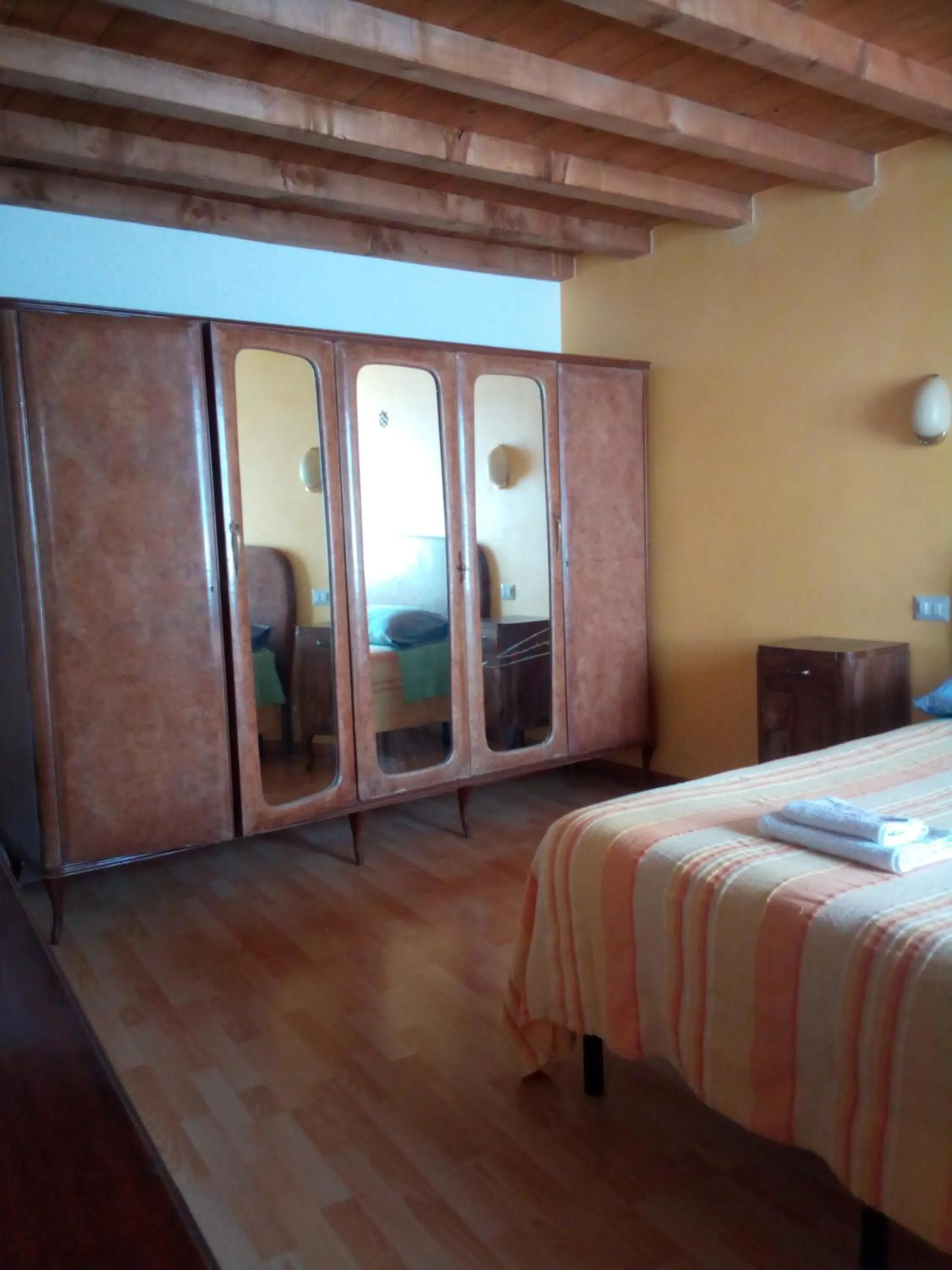 Bed in Calì B&B