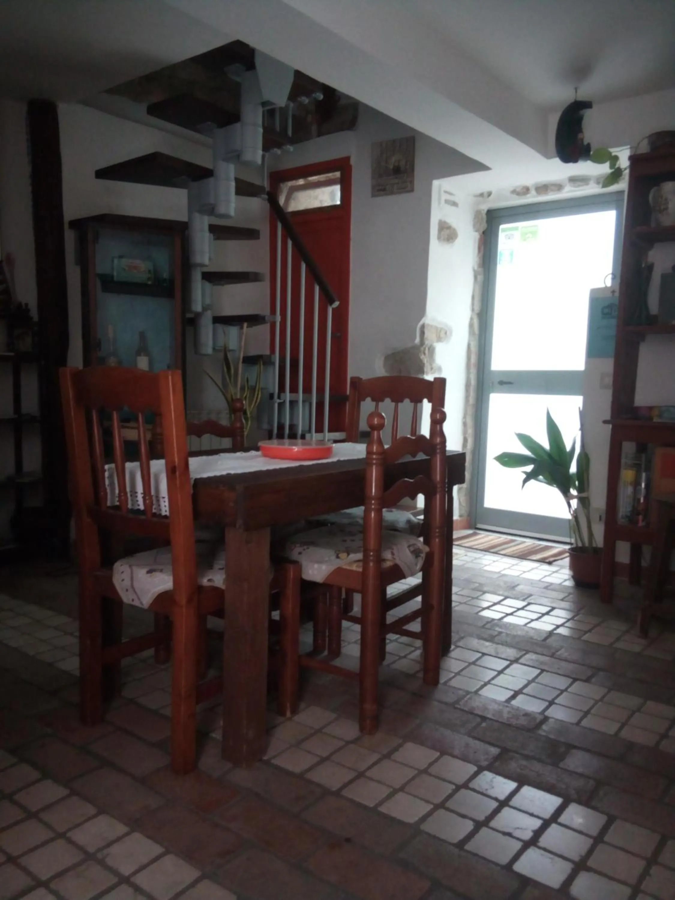 Communal kitchen in Calì B&B