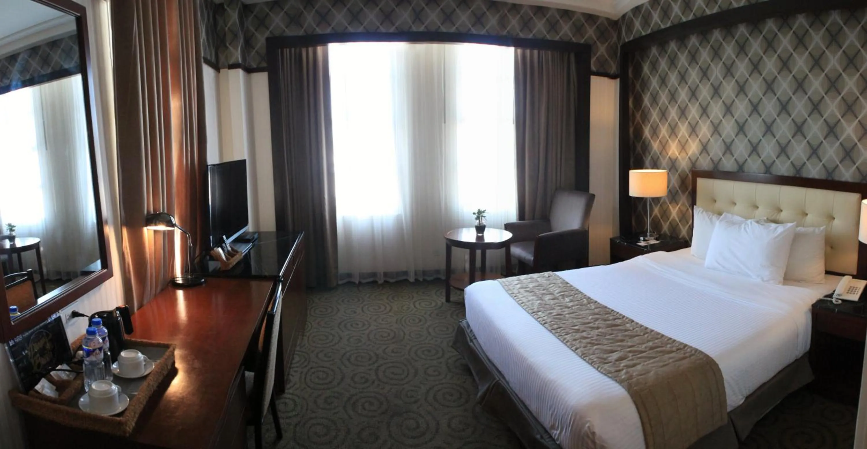 Bed in The Plaza Hotel Balanga City