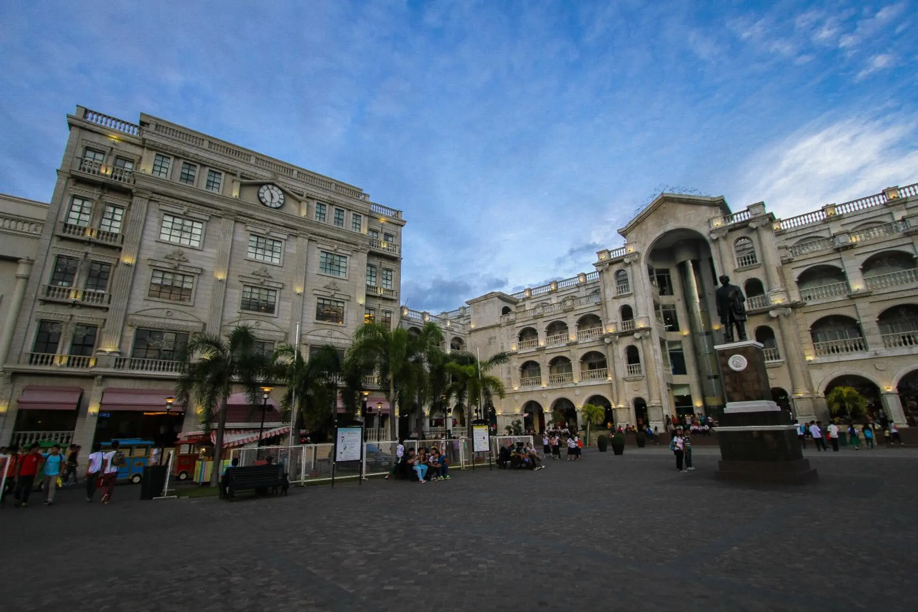 Facade/entrance in The Plaza Hotel Balanga City Facade/entrance in The Plaza Hotel Balanga City
