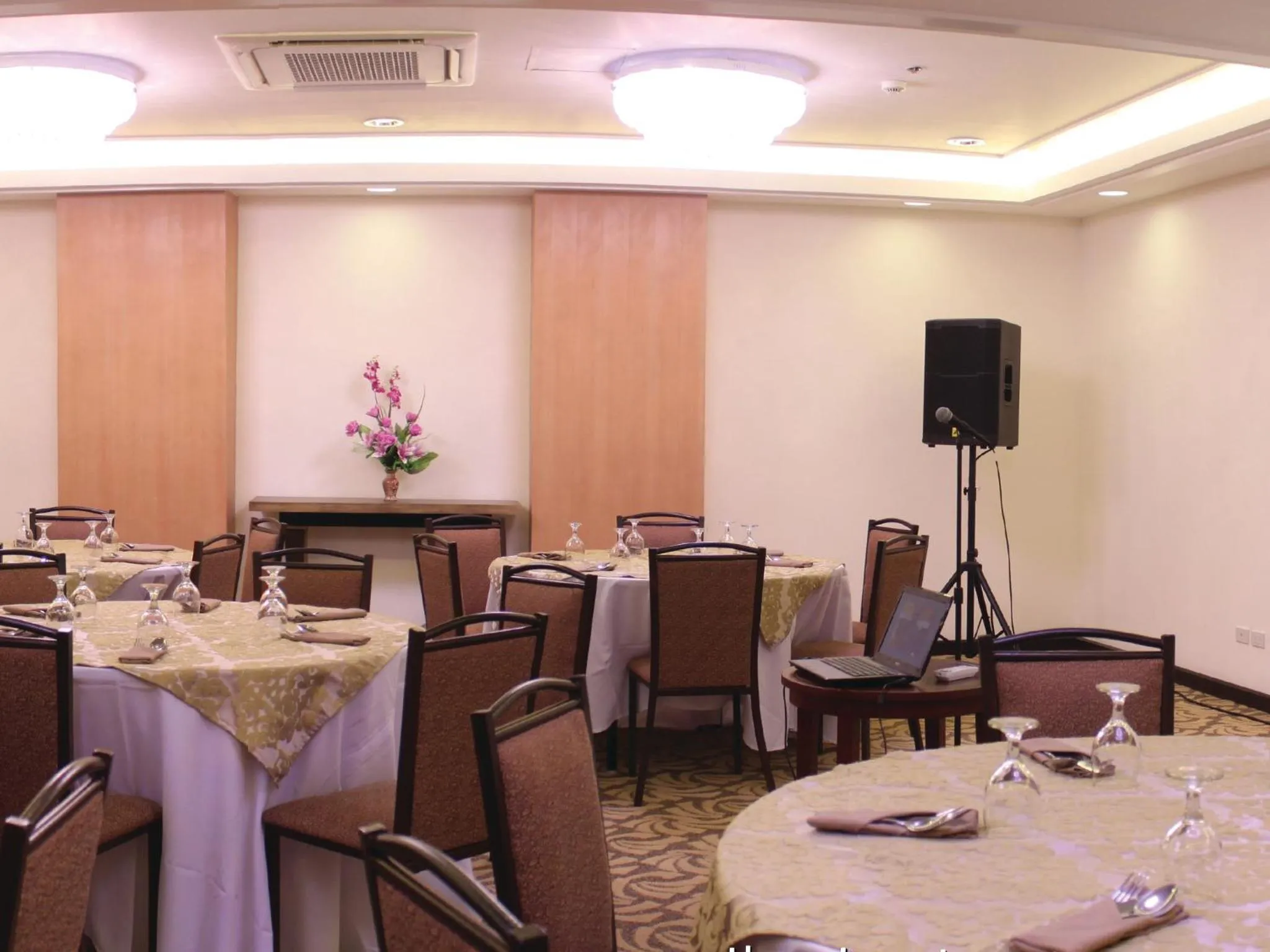 Banquet/Function facilities in The Plaza Hotel Balanga City