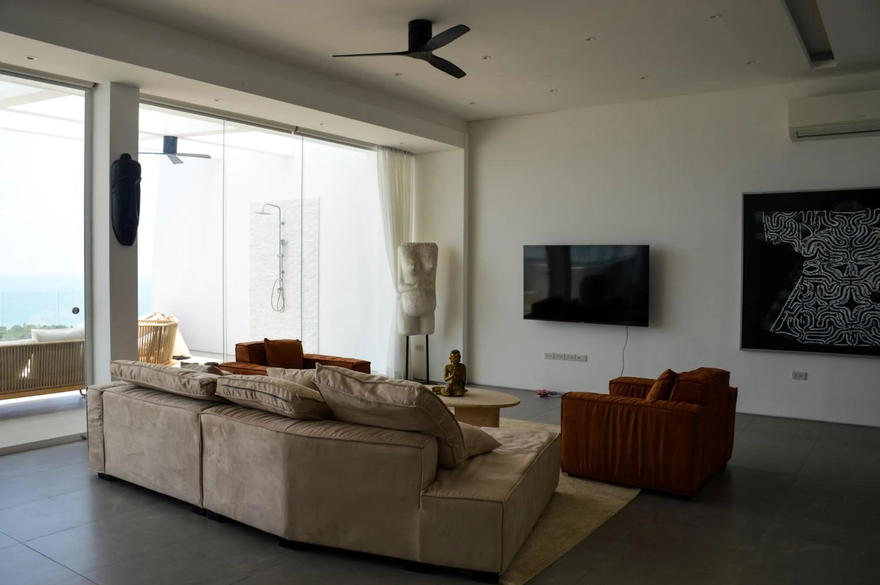 TV and multimedia in Golden Lotus Villas