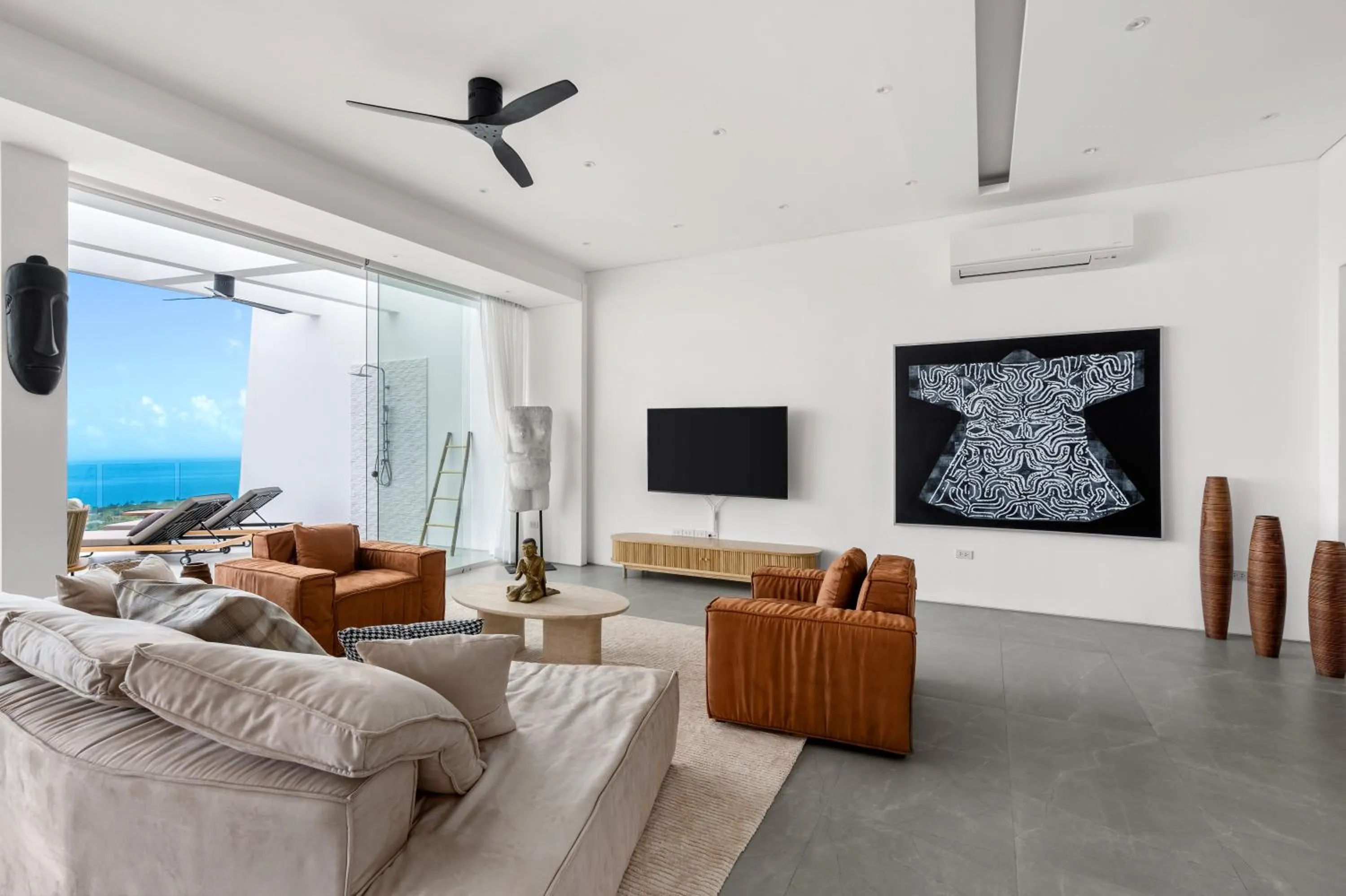 TV and multimedia in Golden Lotus Villas