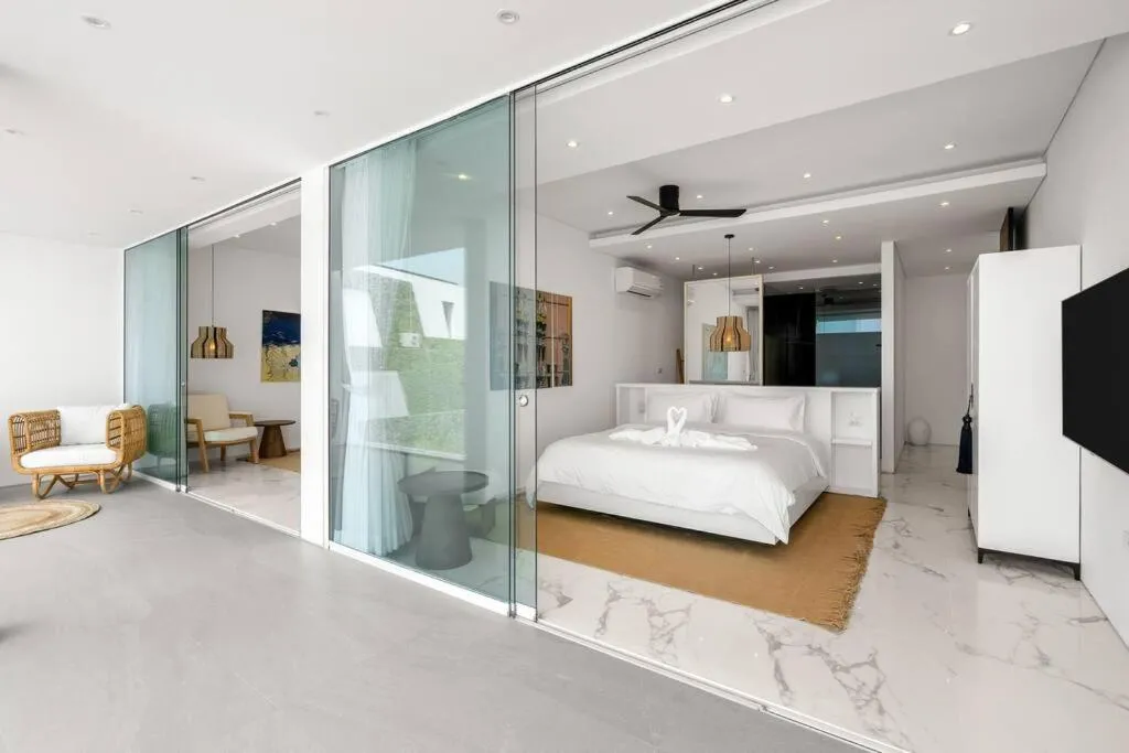 Photo of the whole room, Bed in Golden Lotus Villas