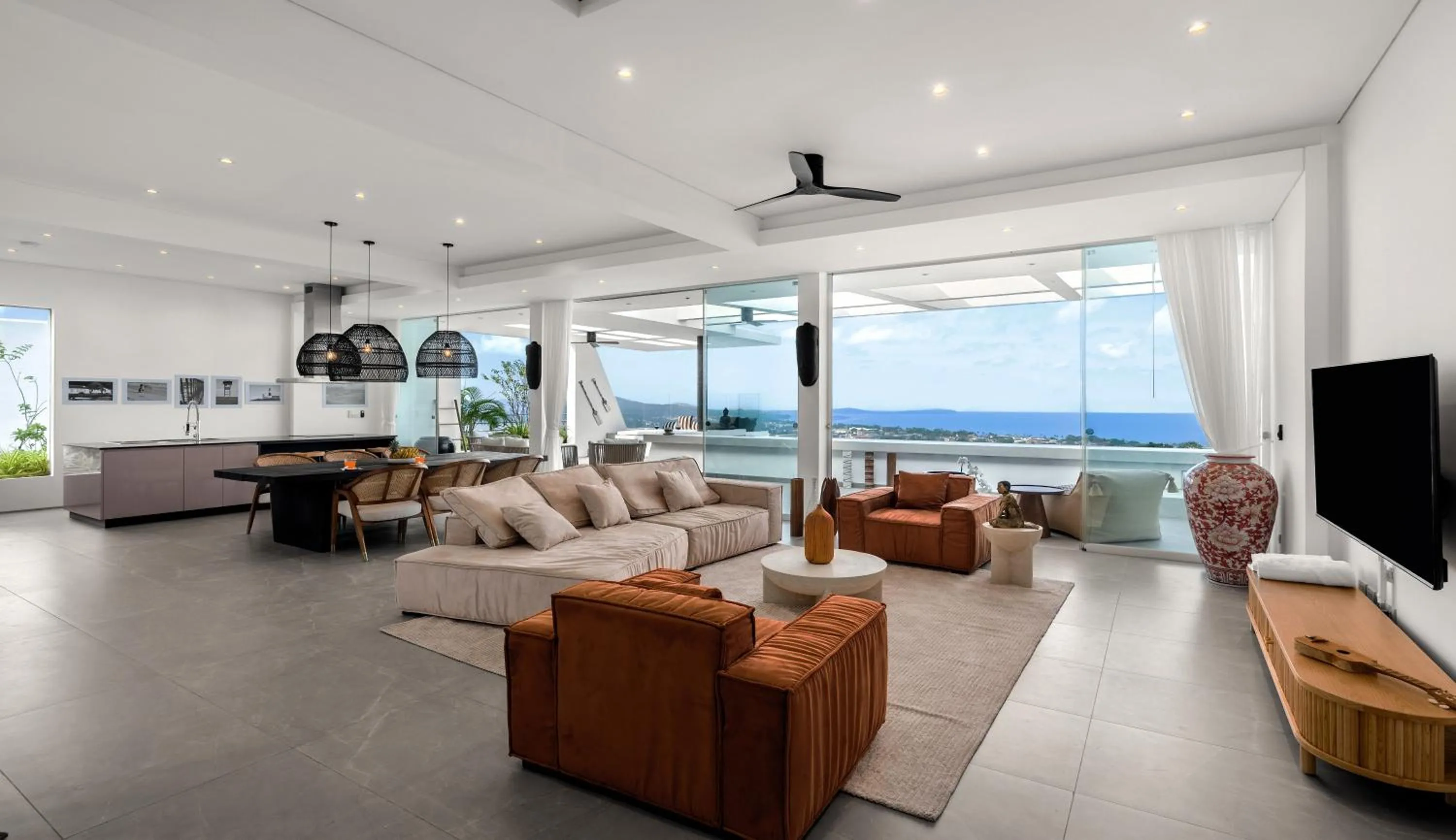 TV and multimedia in Golden Lotus Villas