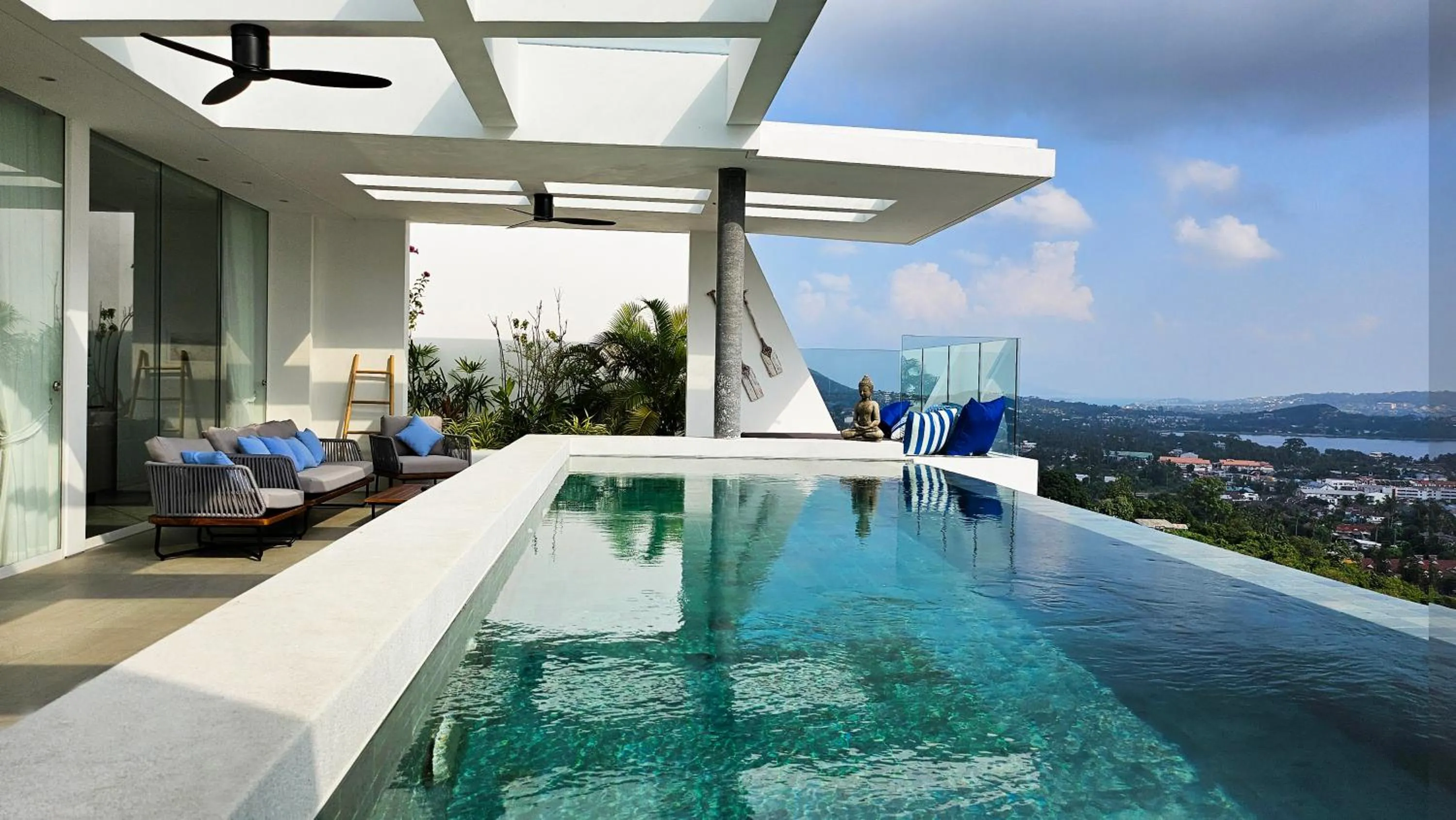 Balcony/Terrace in Golden Lotus Villas