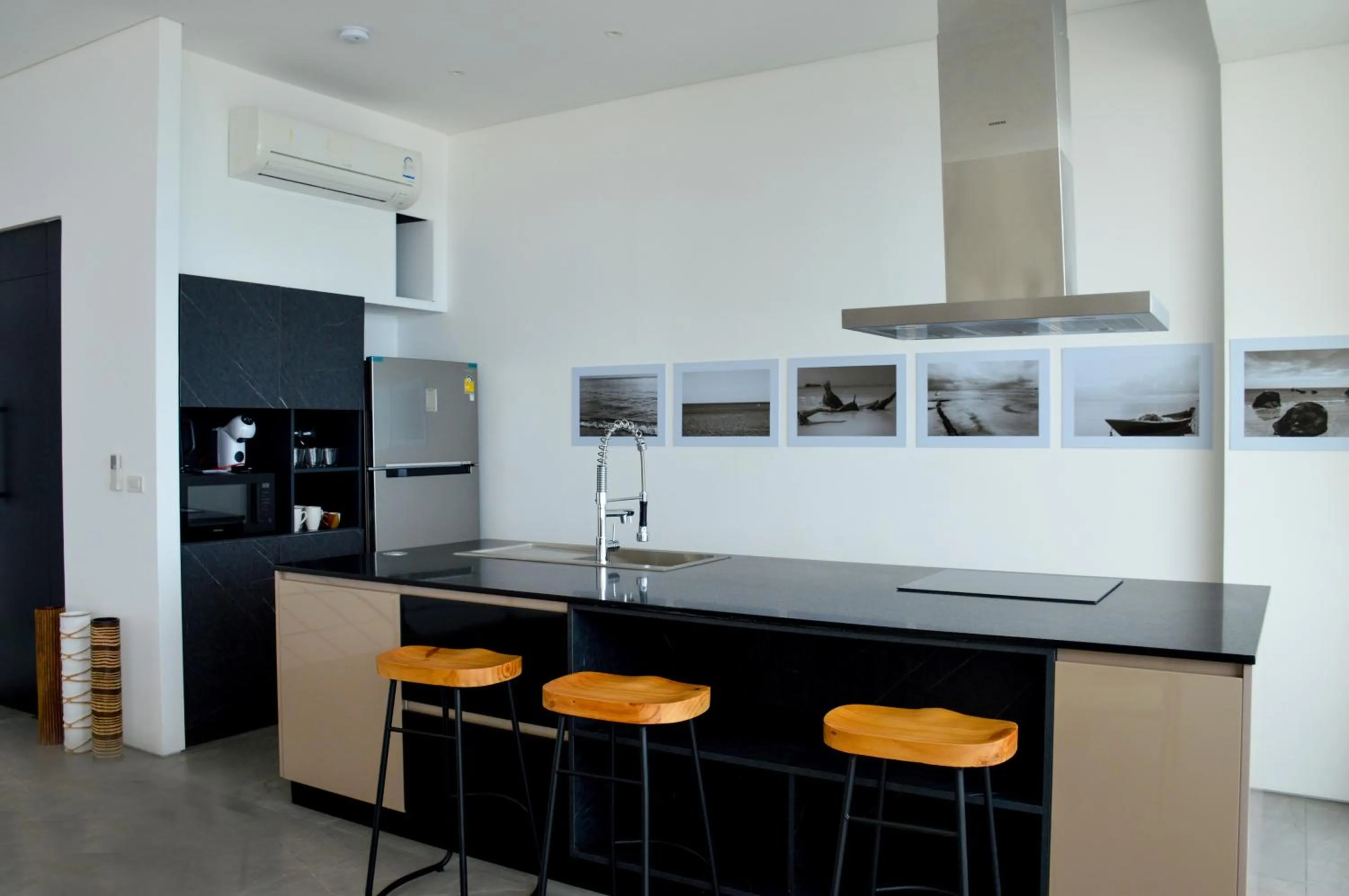 Kitchen or kitchenette in Golden Lotus Villas