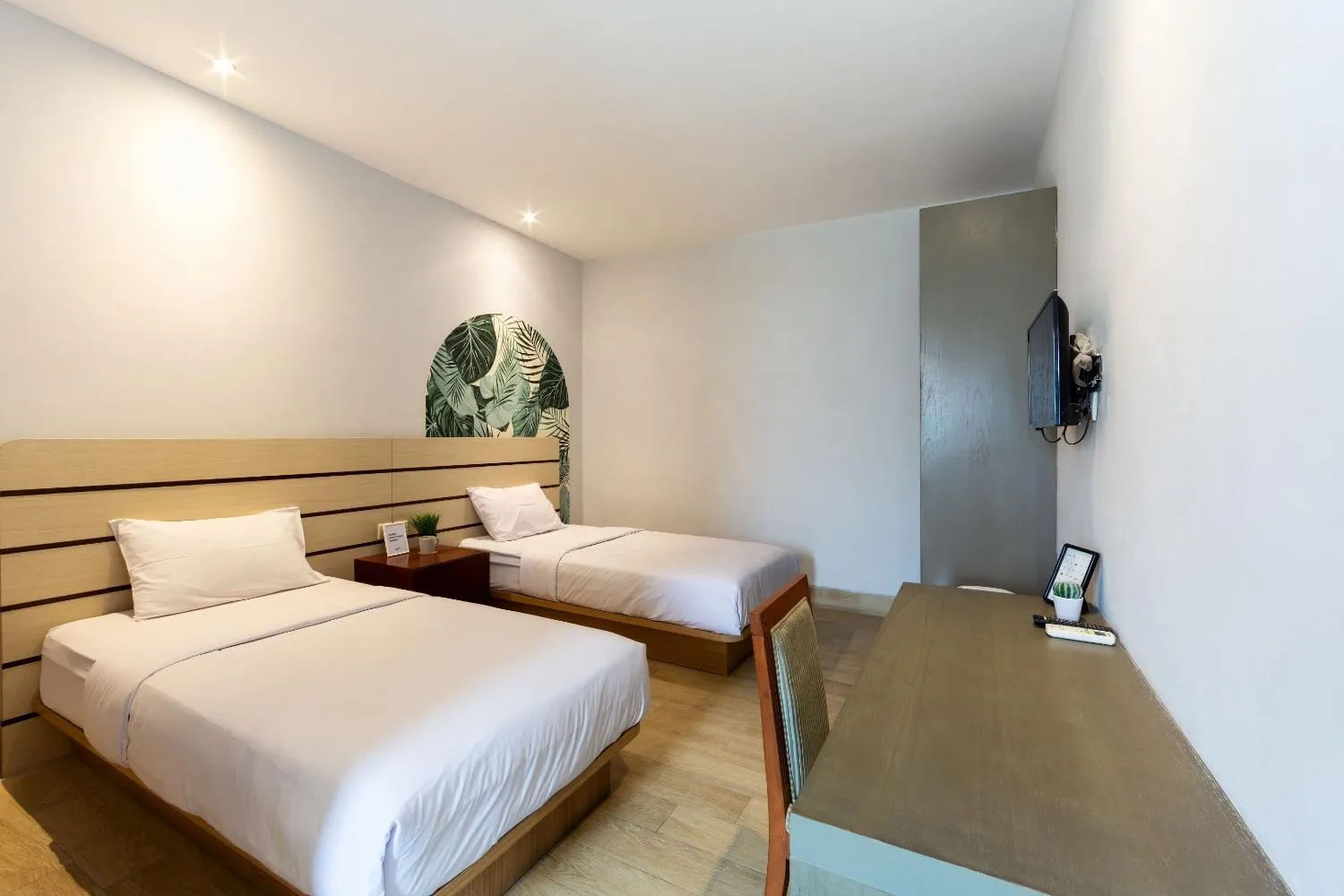 Photo of the whole room, Bed in Cove Matahari Senja