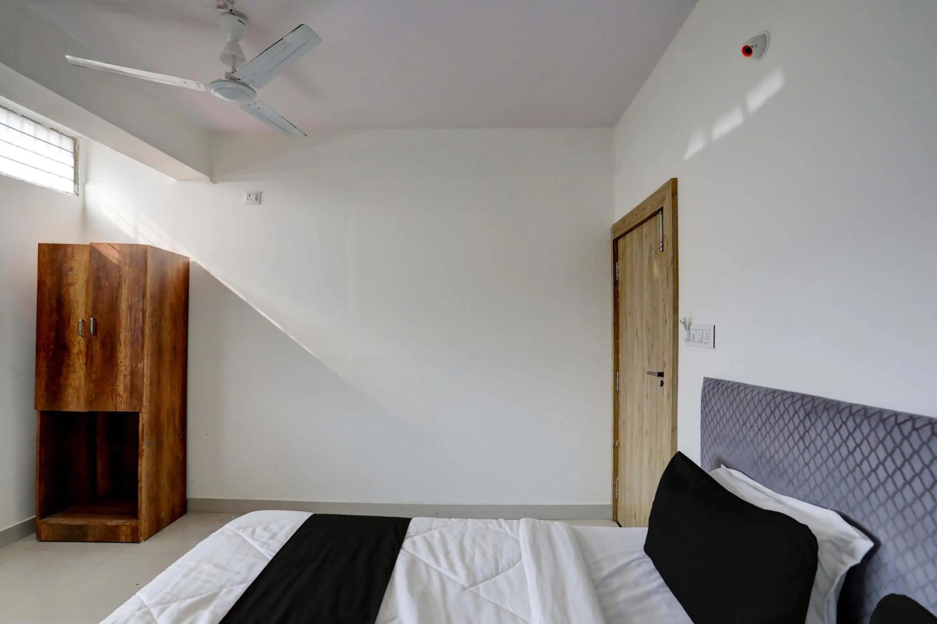 Bedroom, Bed in Hotel O SK Residency