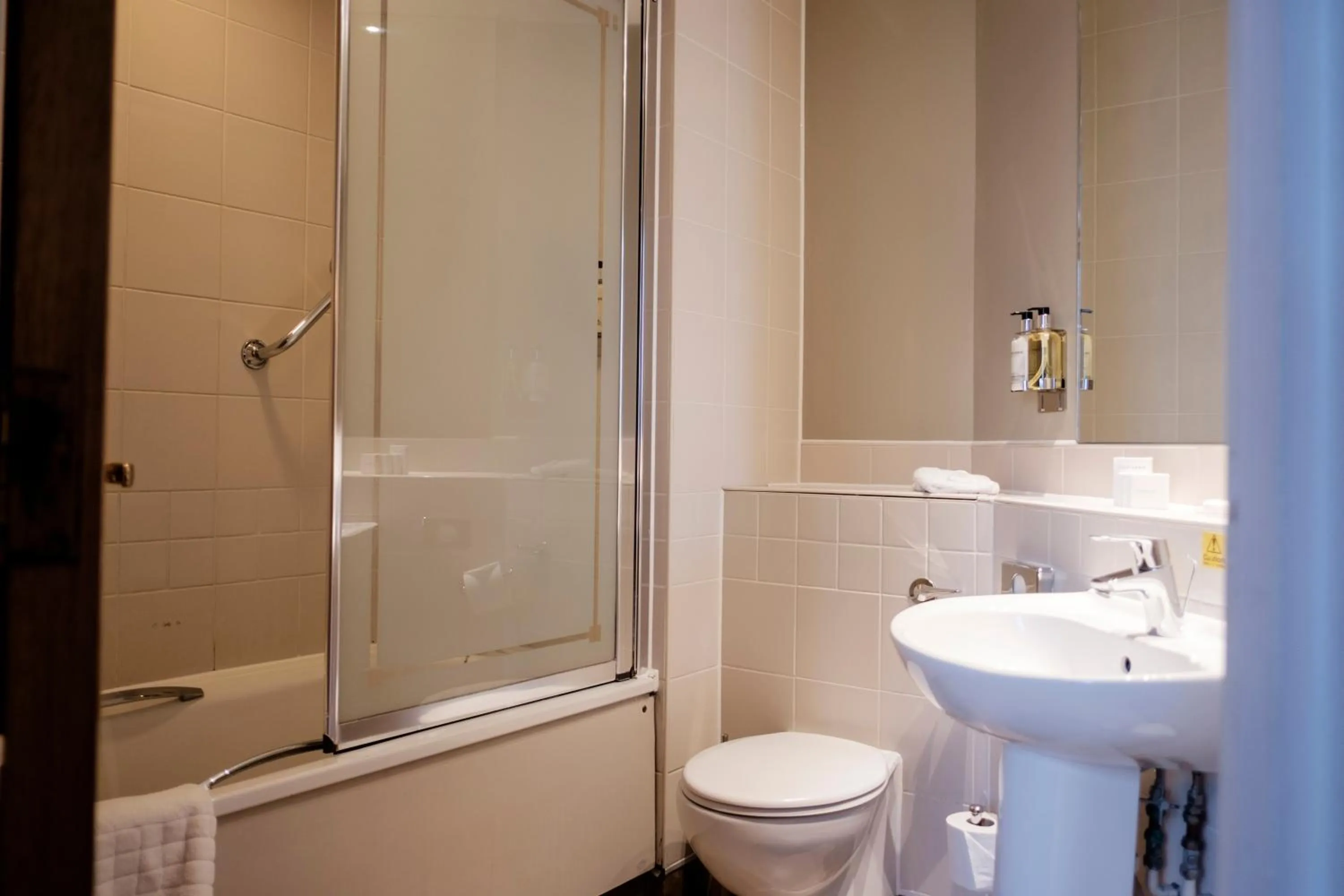 Bathroom in The Mad Hatter Hotel