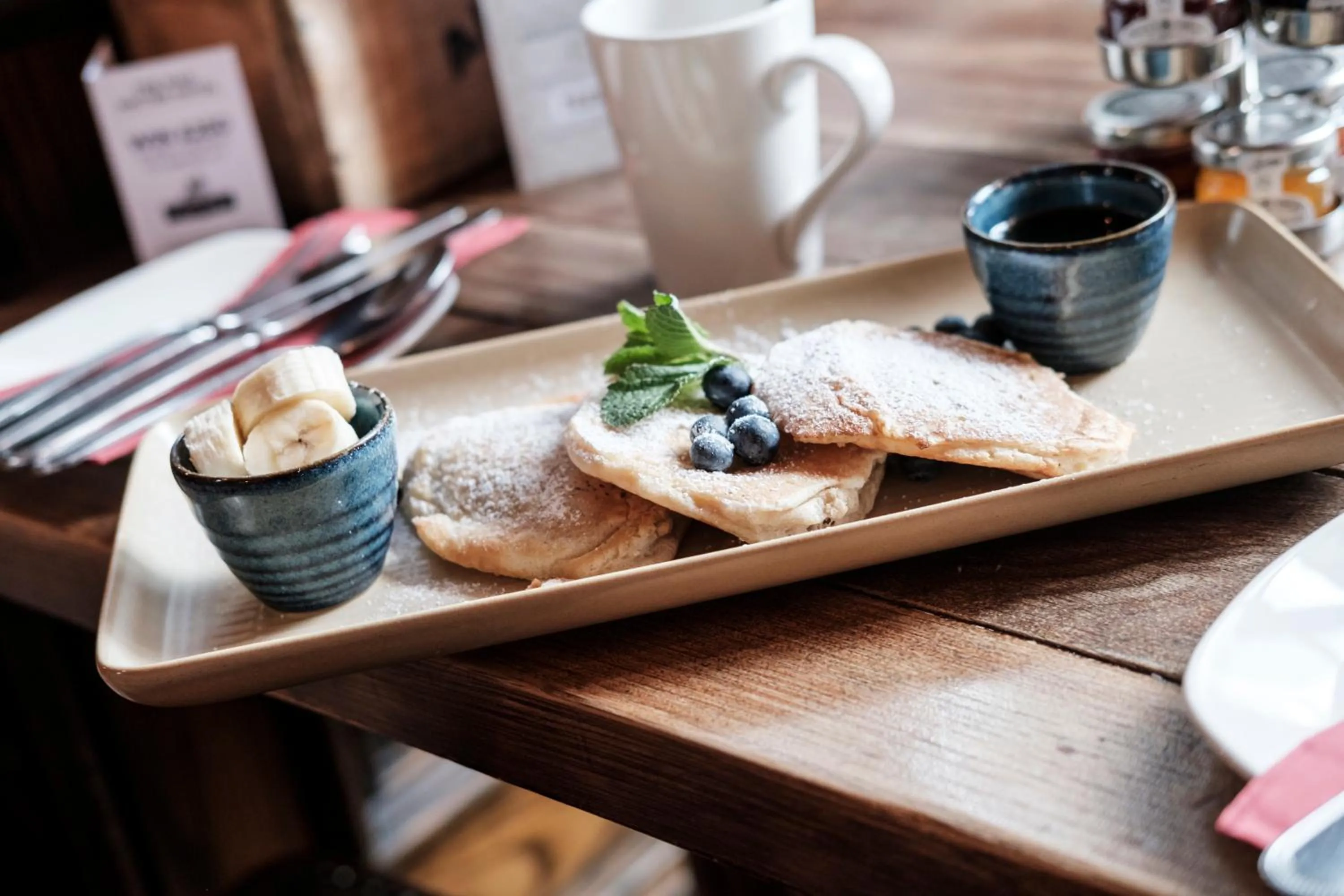 English/Irish breakfast in The Mad Hatter Hotel