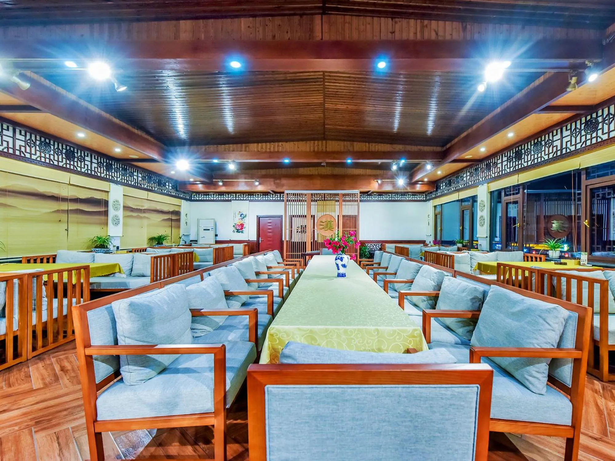 Business facilities in ChengDu Wuhou Temple Han Dynasty Hotel