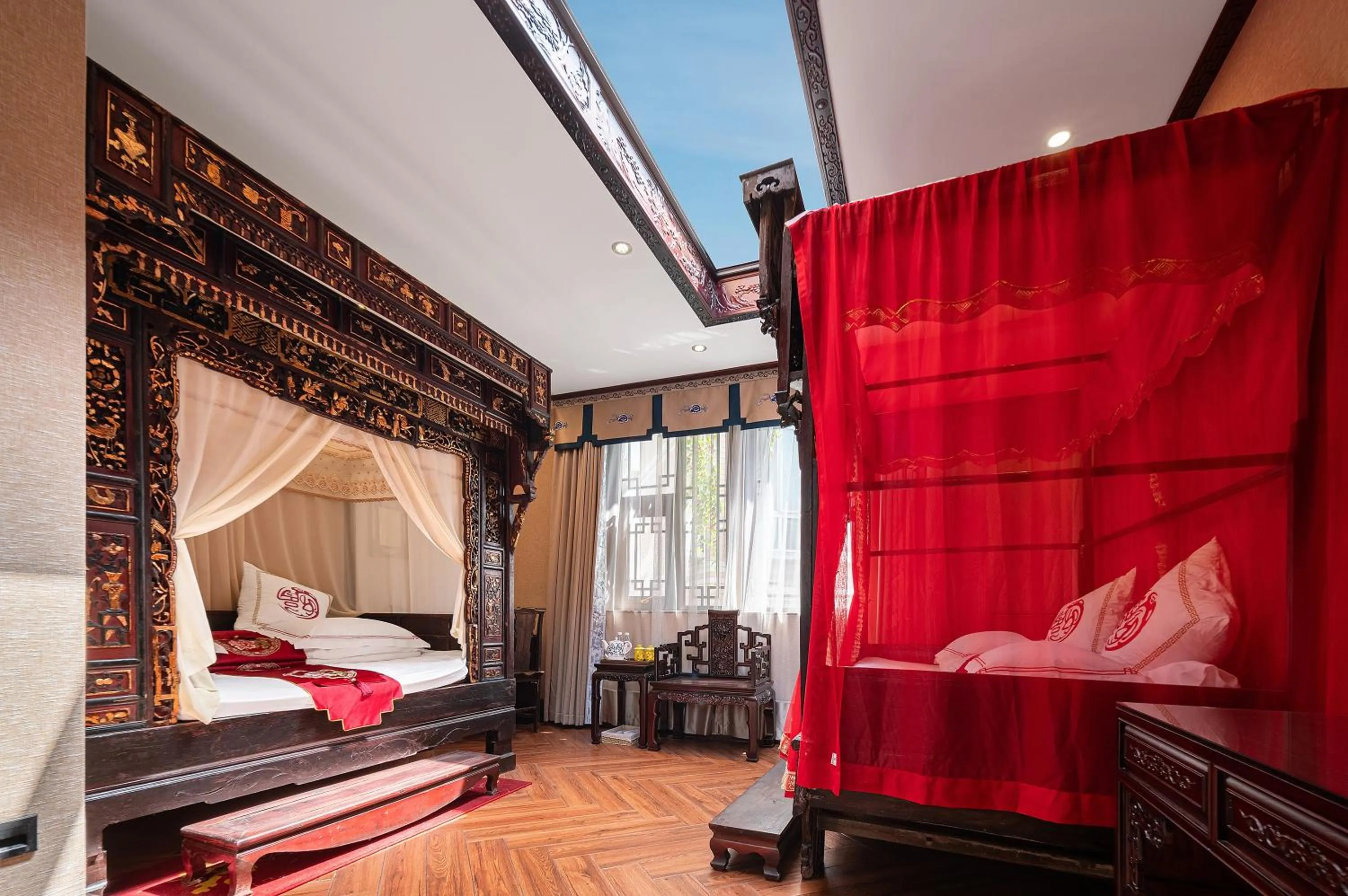 Photo of the whole room, Bed in ChengDu Wuhou Temple Han Dynasty Hotel