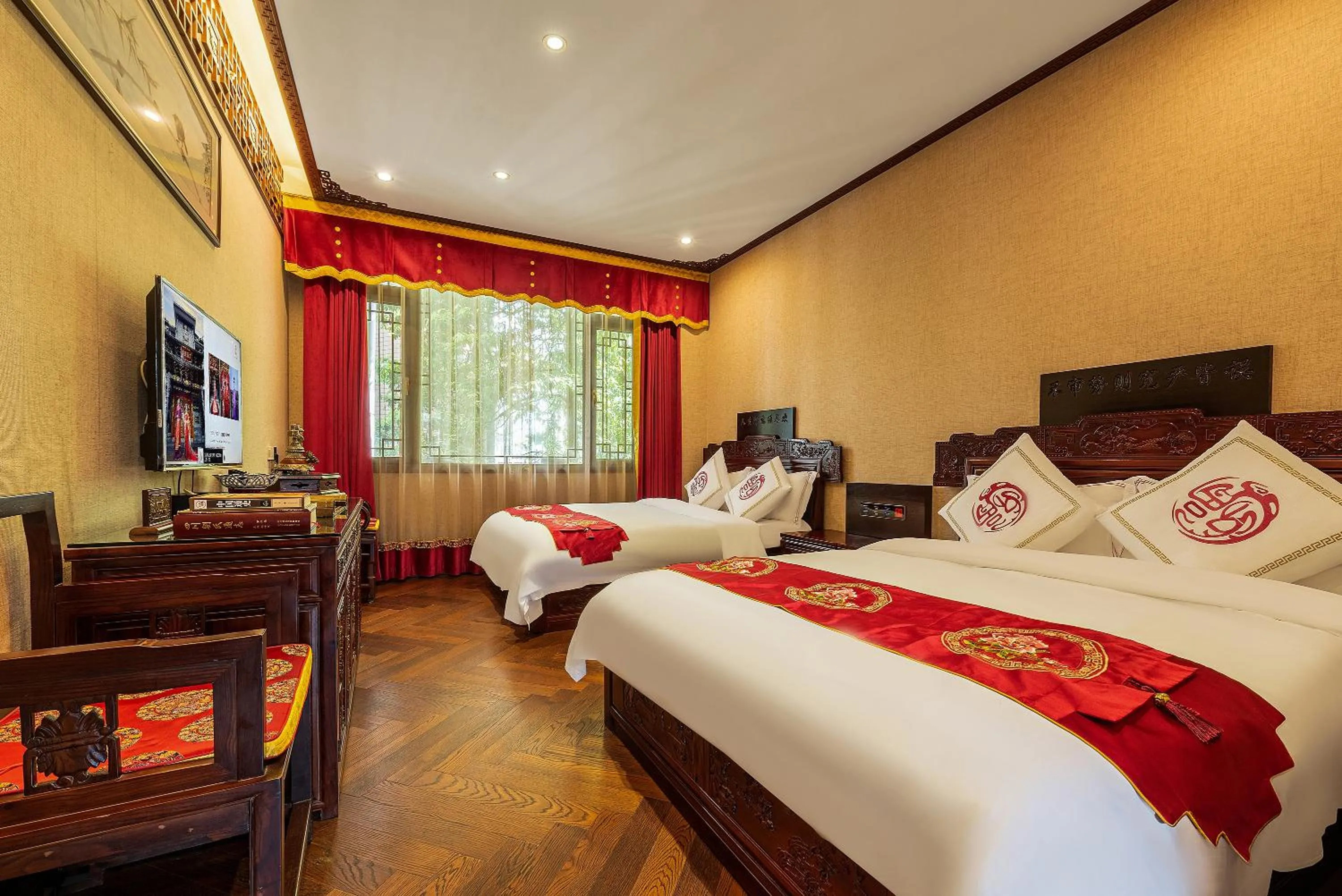 Bed in ChengDu Wuhou Temple Han Dynasty Hotel