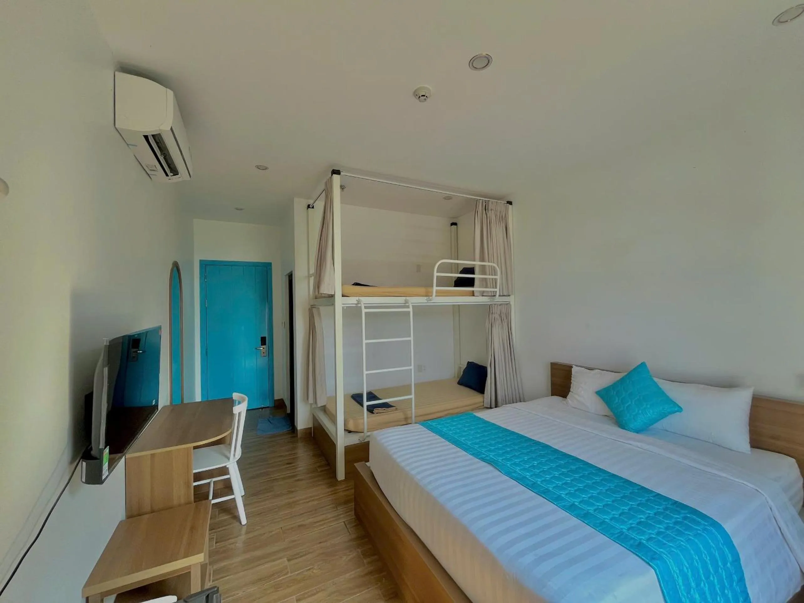 Bed in MONTANA HOMESTAY VUNG TAU