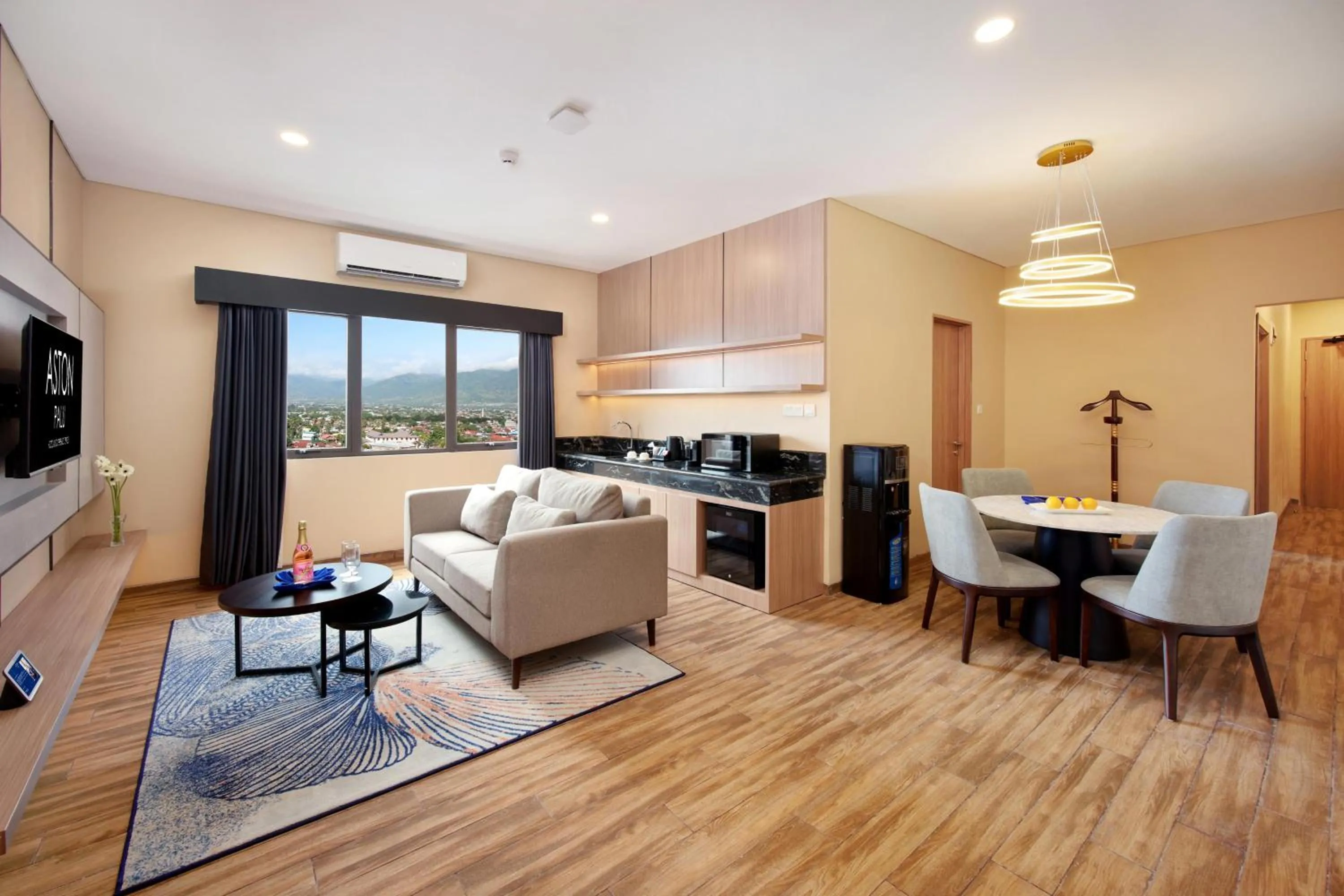 Penthouse in Aston Palu Hotel & Conference Center