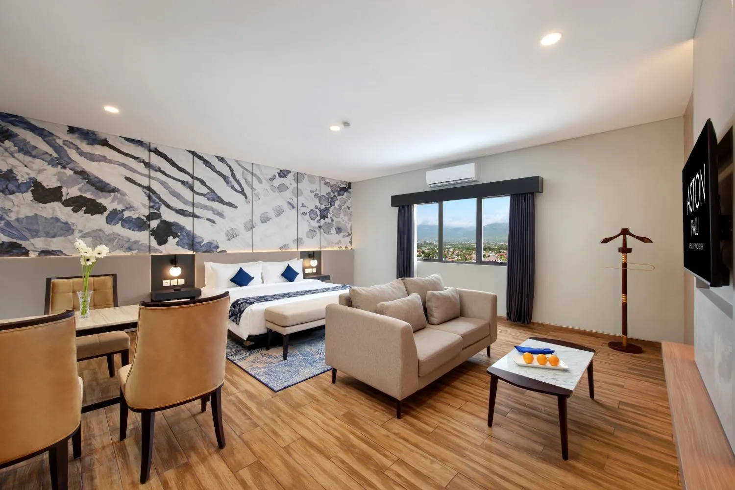 Bedroom, Bed in Aston Palu Hotel & Conference Center