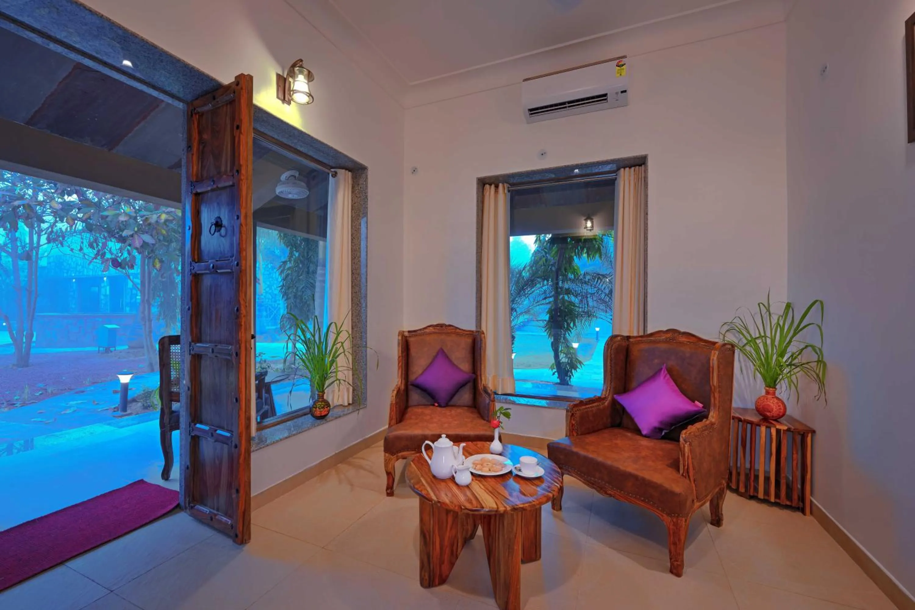 Garden in Aranya Vilas, Ranthambhore