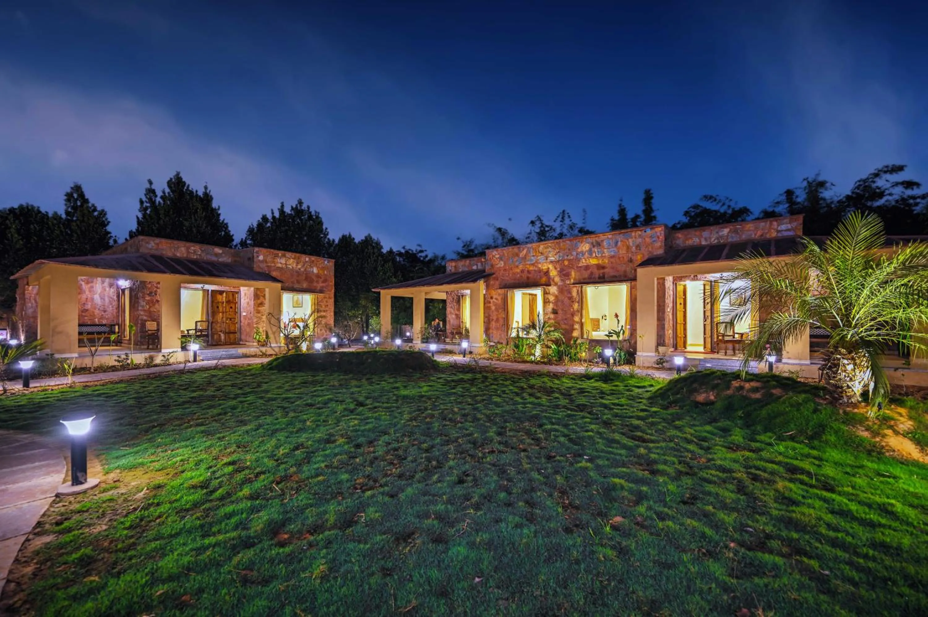 Night in Aranya Vilas, Ranthambhore