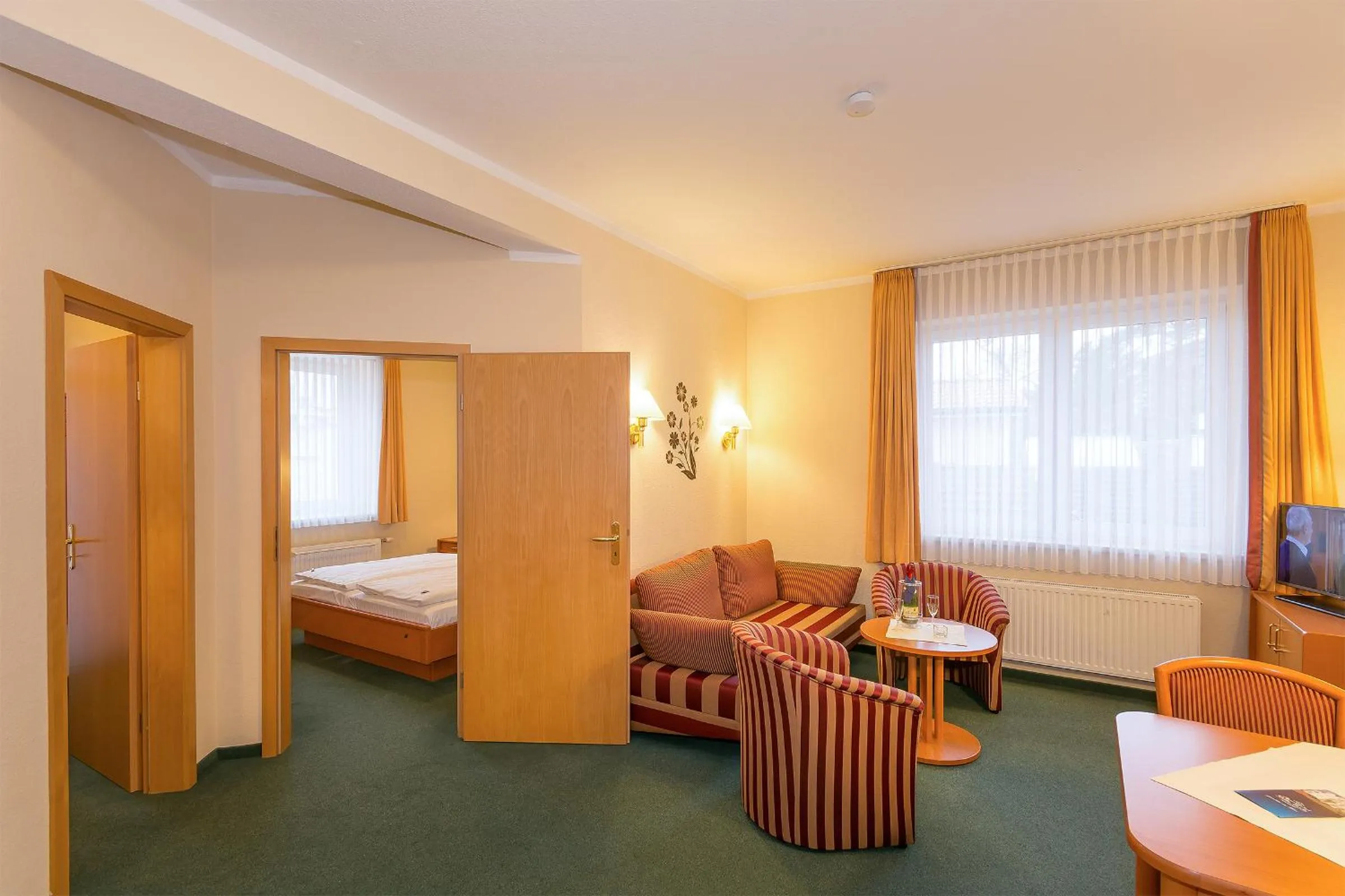 Living room, Bed in Villa Osada