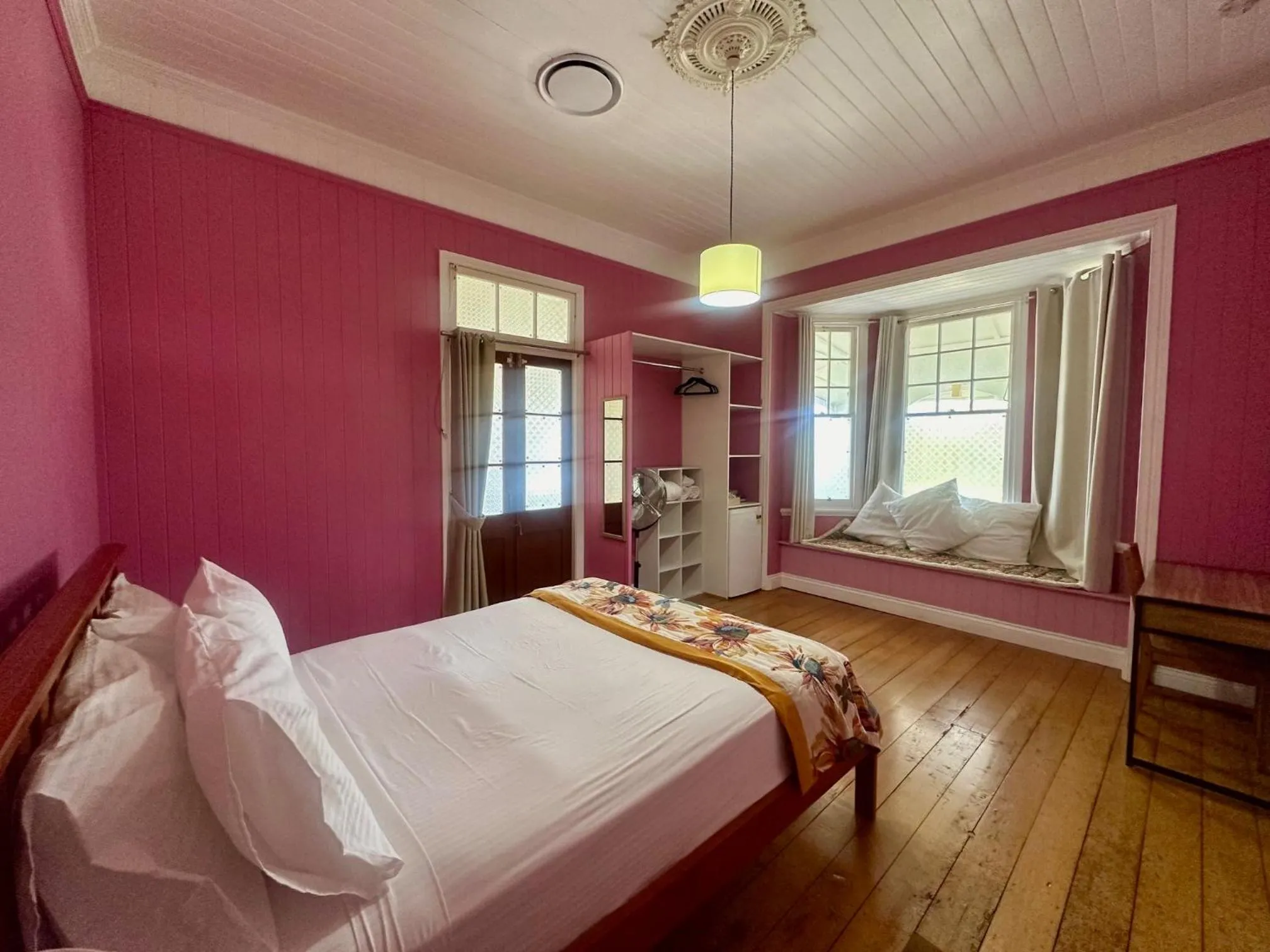Bed in Minto Accommodation Brisbane