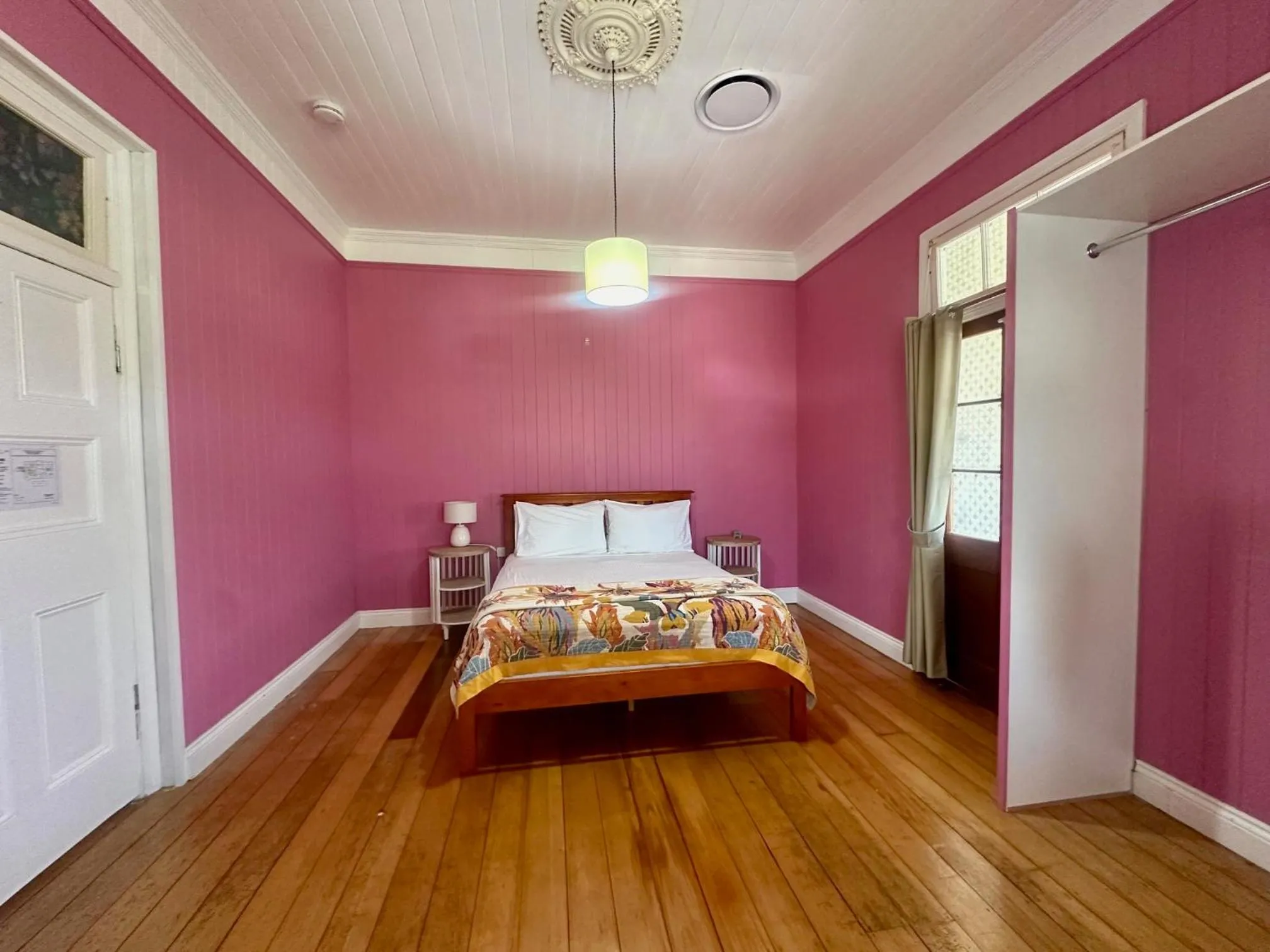 Bed in Minto Accommodation Brisbane