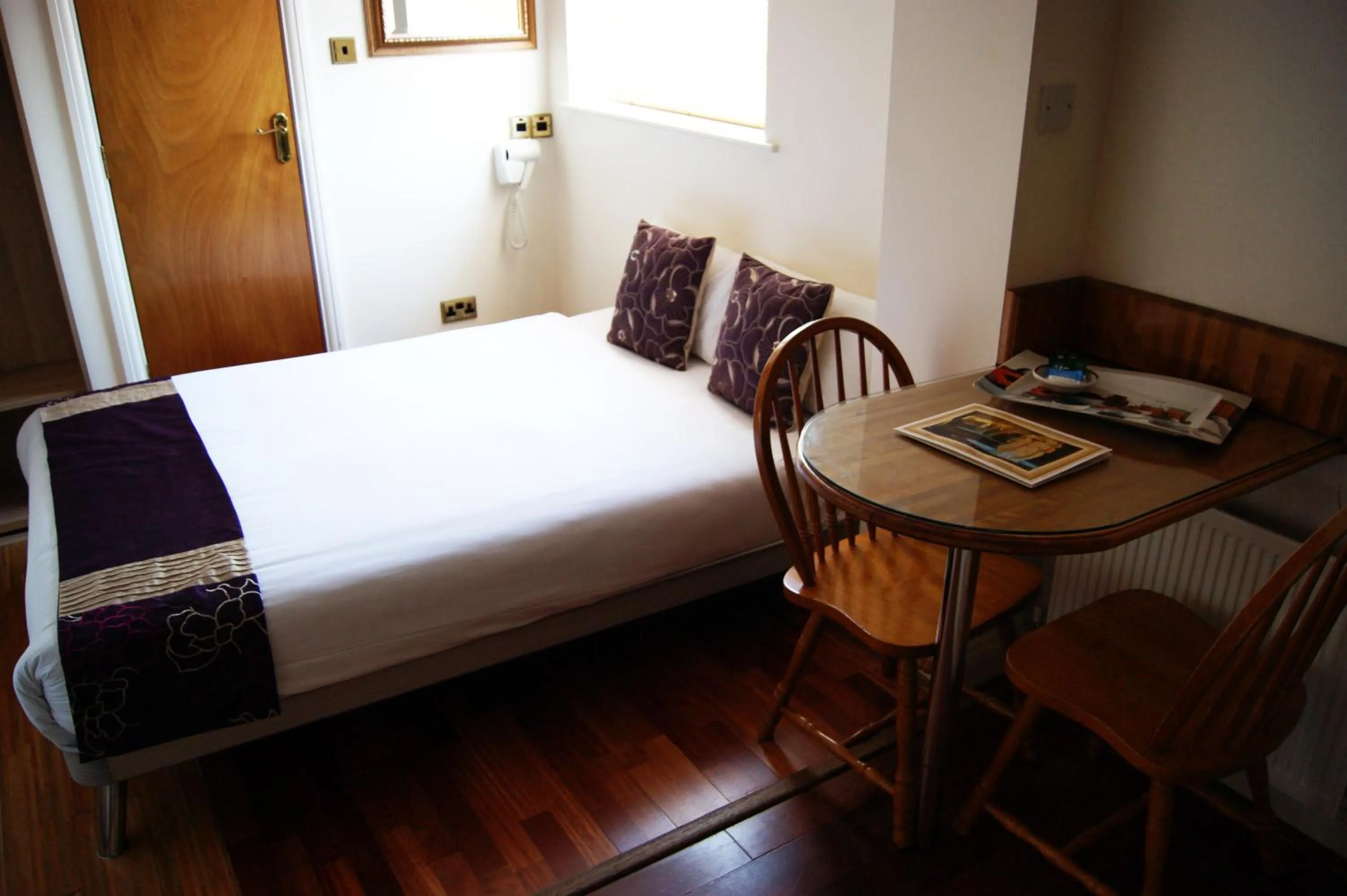 Photo of the whole room, Bed in Westpoint Hotel