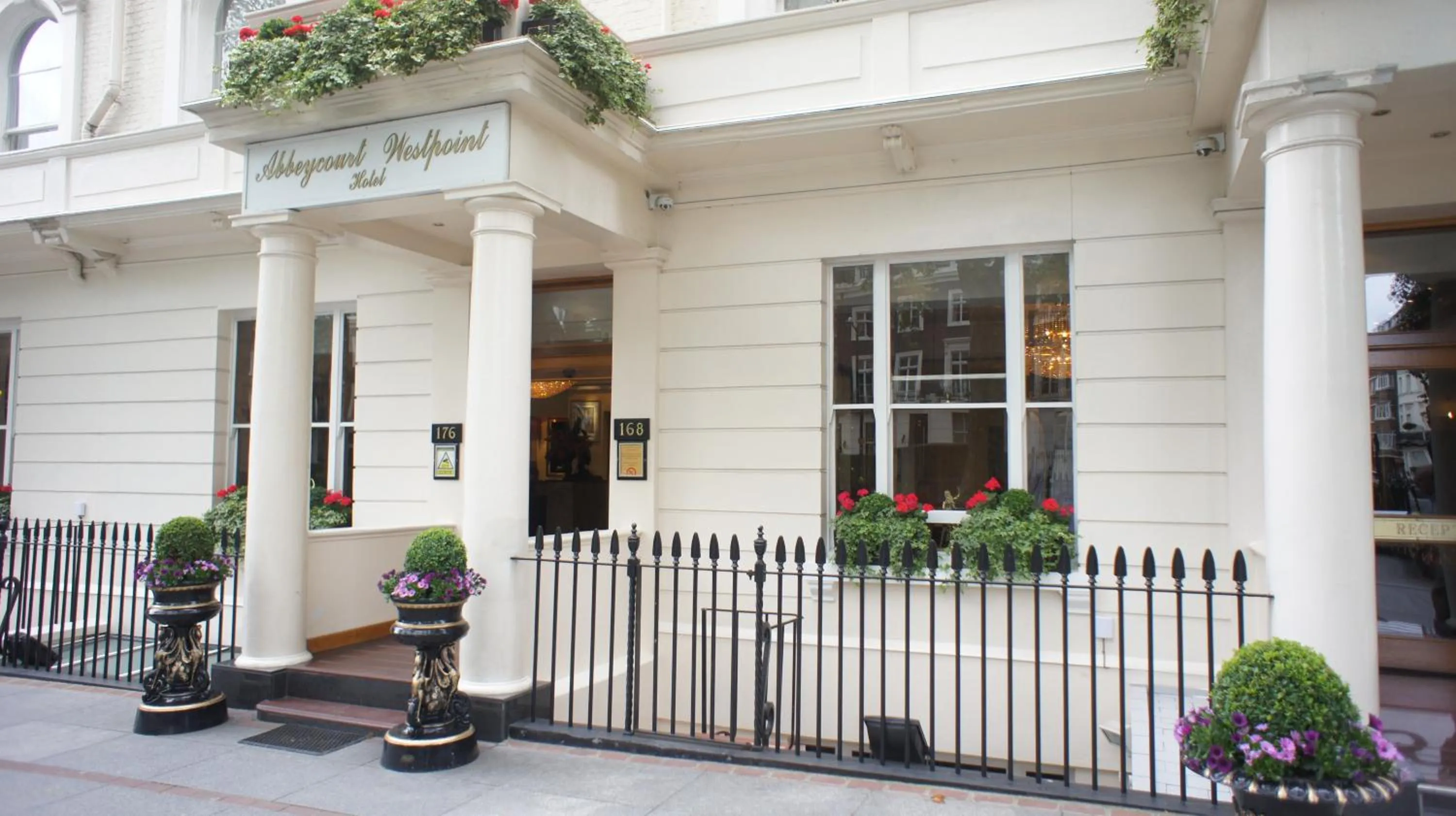 Decorative detail in Westpoint Hotel