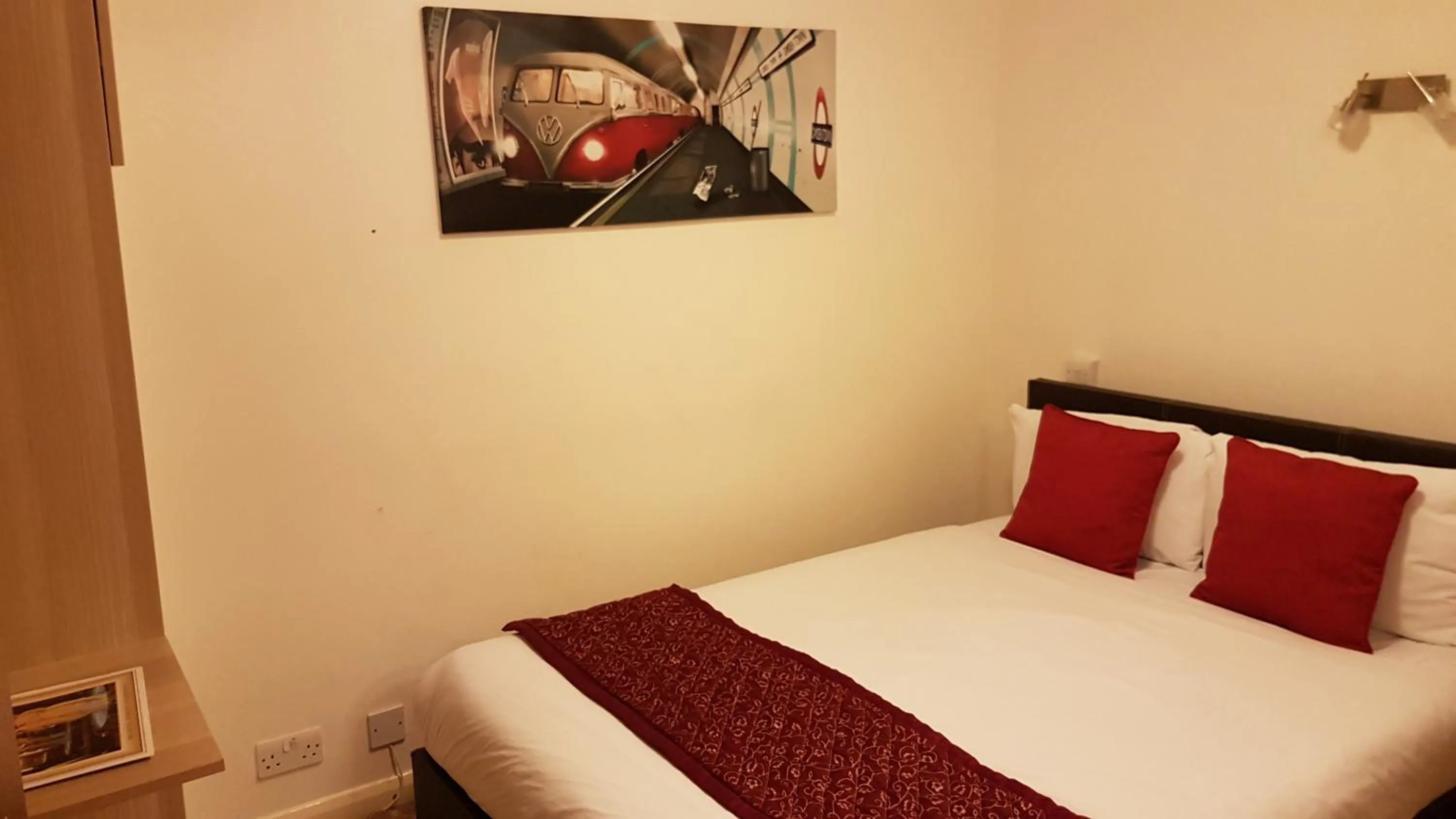 Bed in Westpoint Hotel