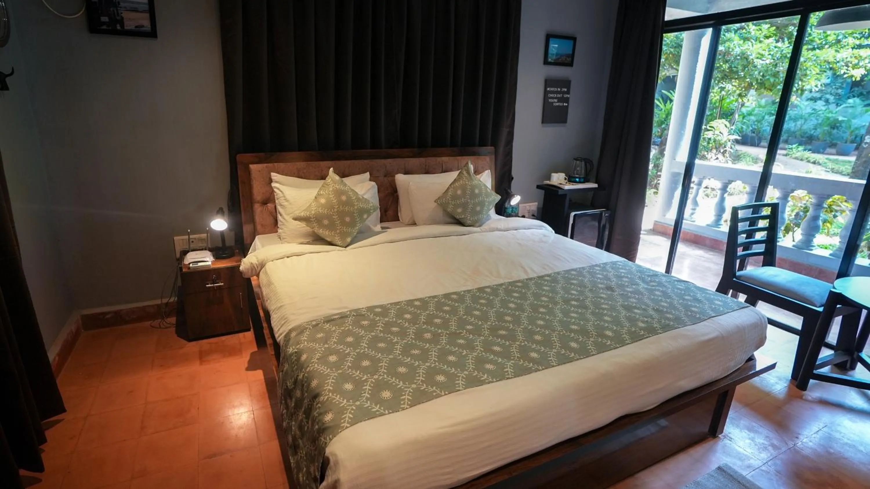 Bed in Sortby Stays, Vagator