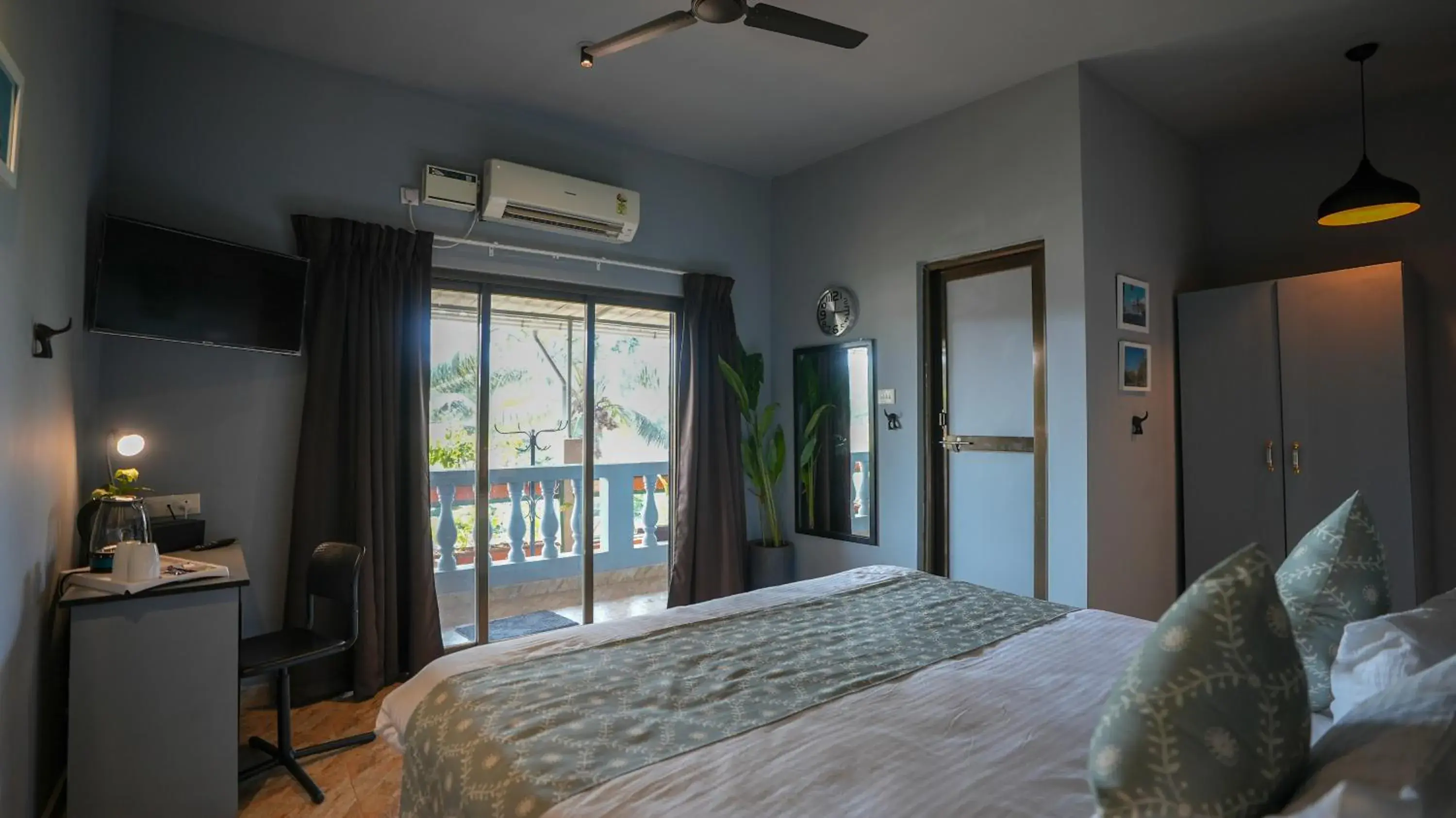 Balcony/Terrace, Bed in Sortby Stays, Vagator Balcony/Terrace, Bed in Sortby Stays, Vagator