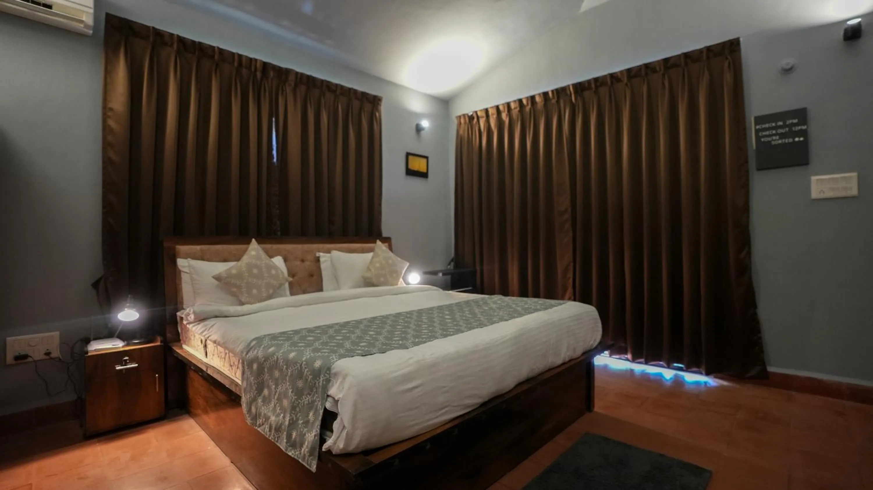 Bed in Sortby Stays, Vagator