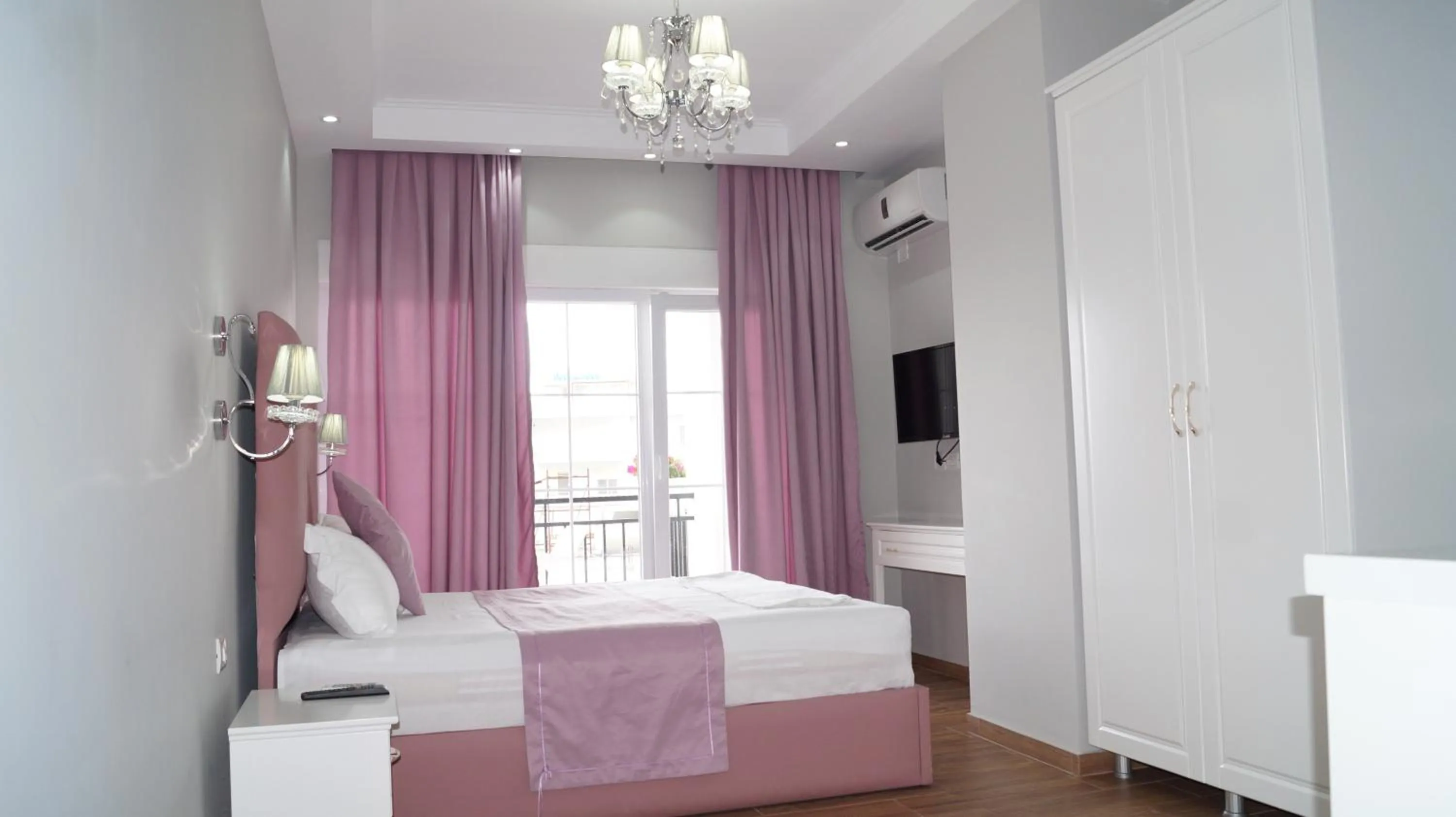 Photo of the whole room in Apartments Flower Residence