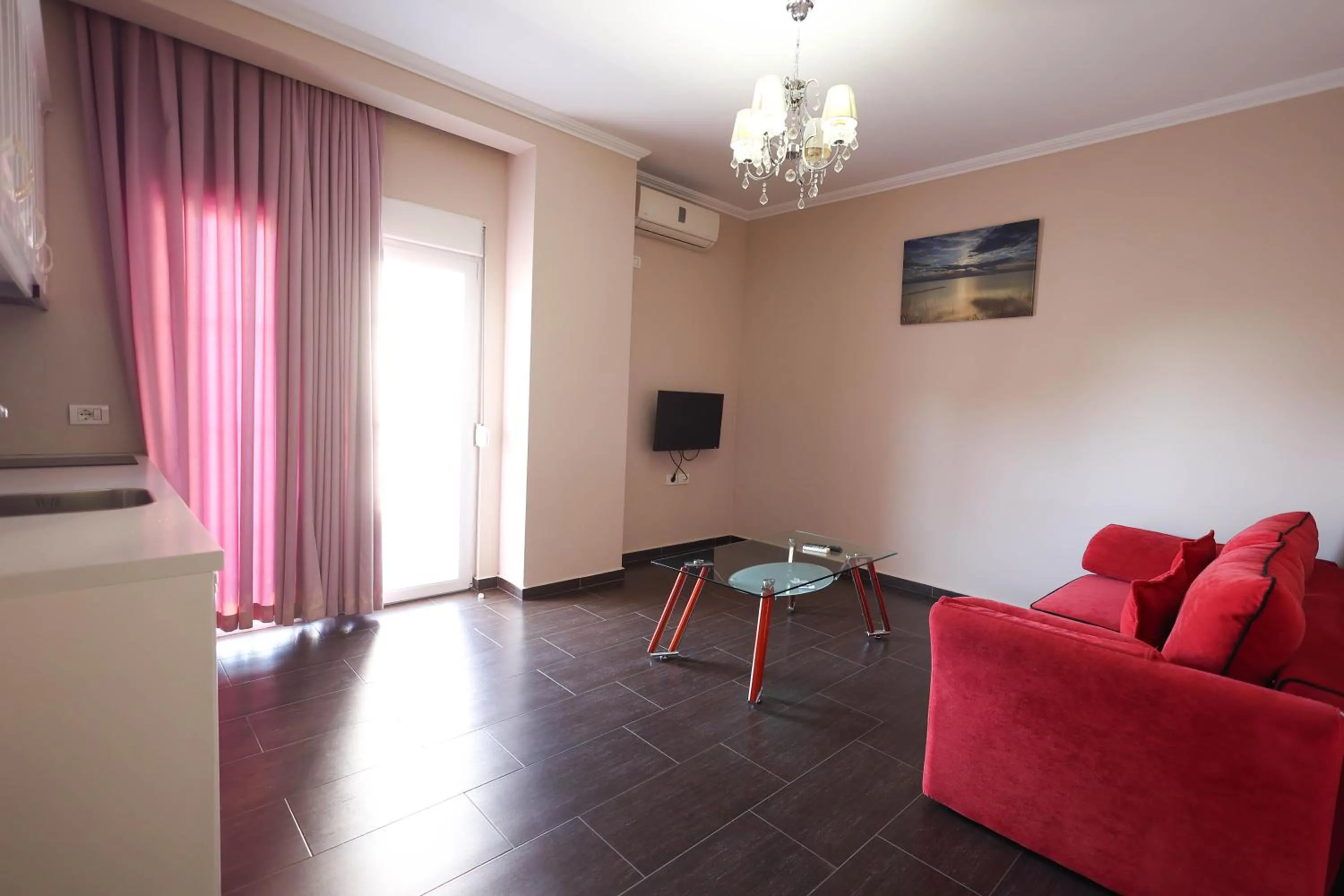 TV and multimedia in Apartments Flower Residence