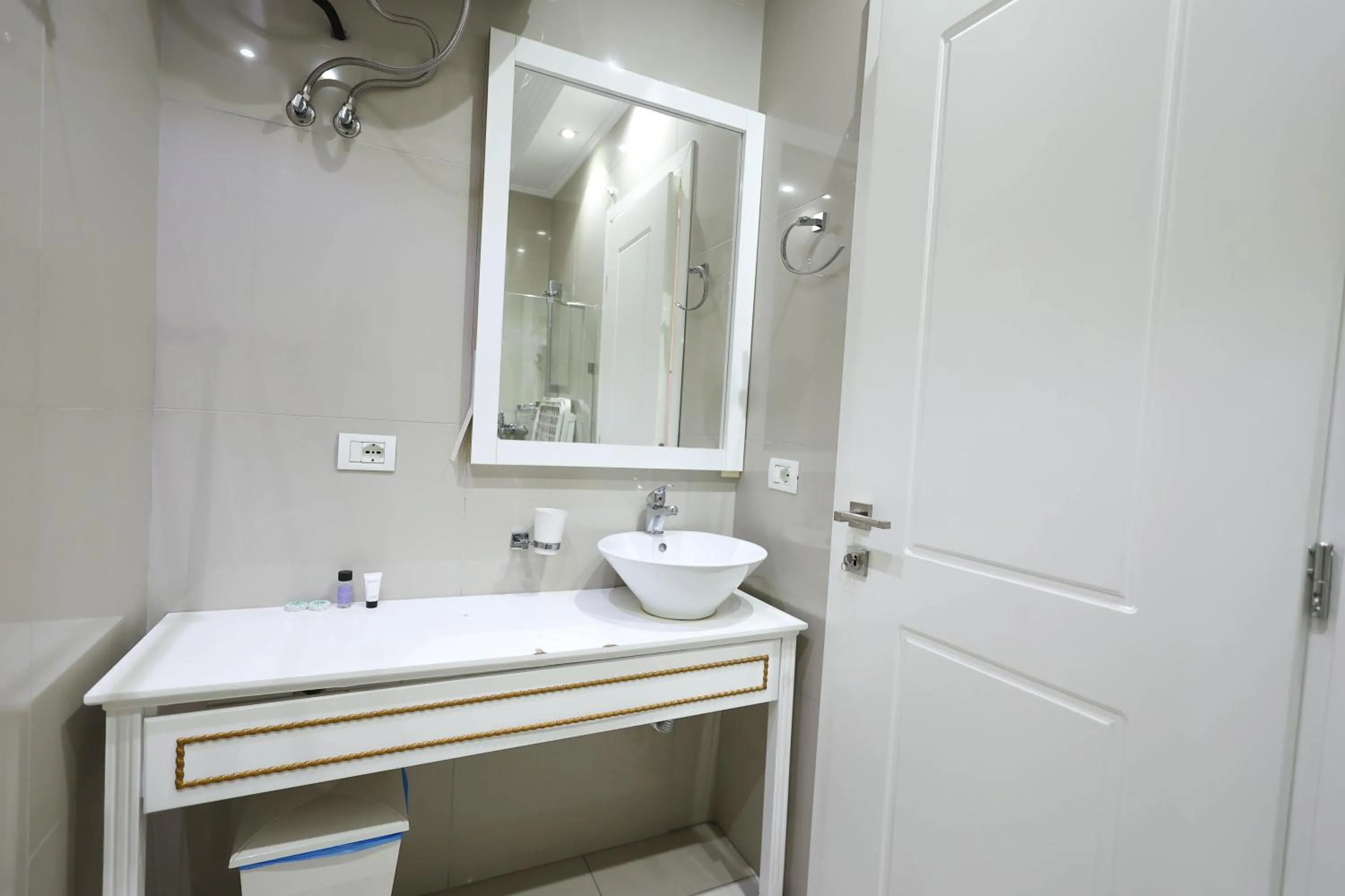 Bathroom in Apartments Flower Residence