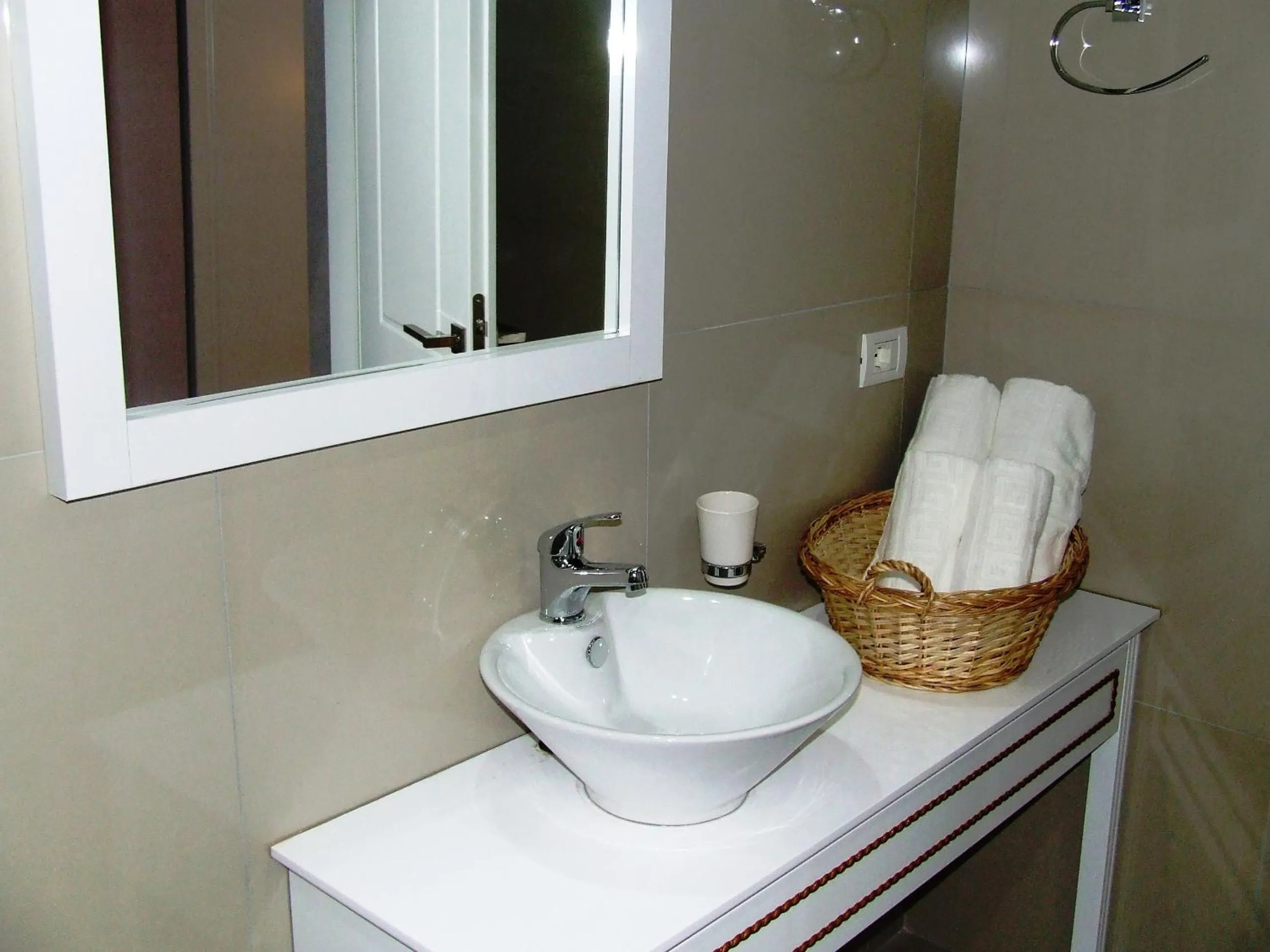 Bathroom in Apartments Flower Residence
