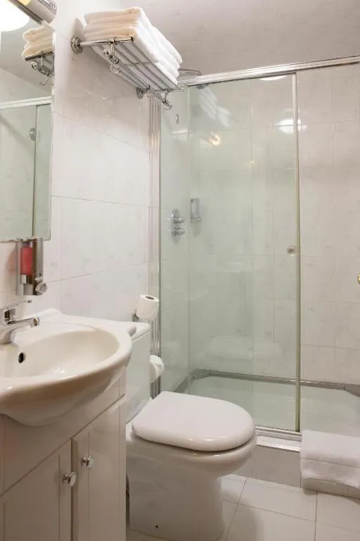 Abbey Court Hotel - Hyde Park