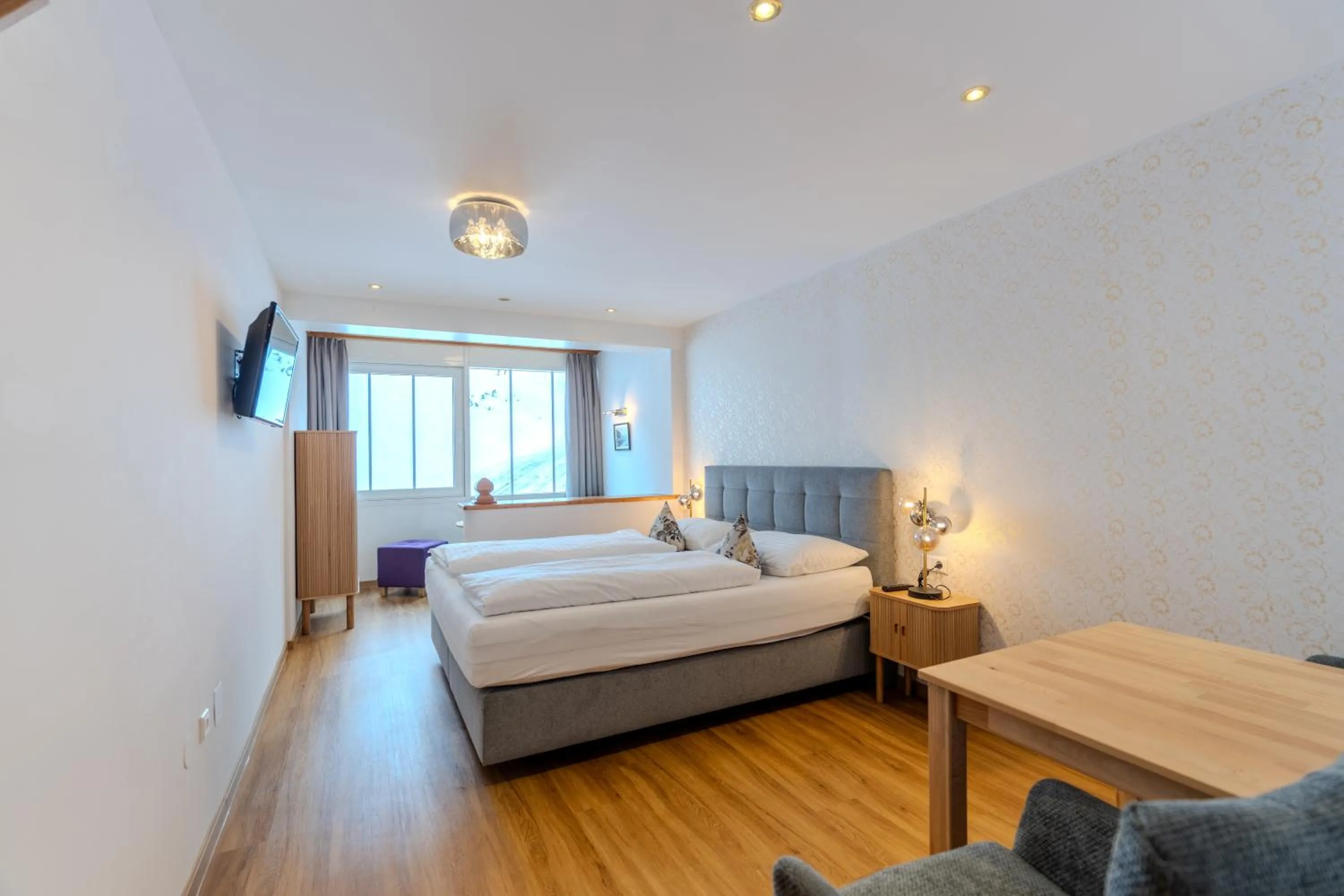 Photo of the whole room, Bed in Appartementhaus Christophorus