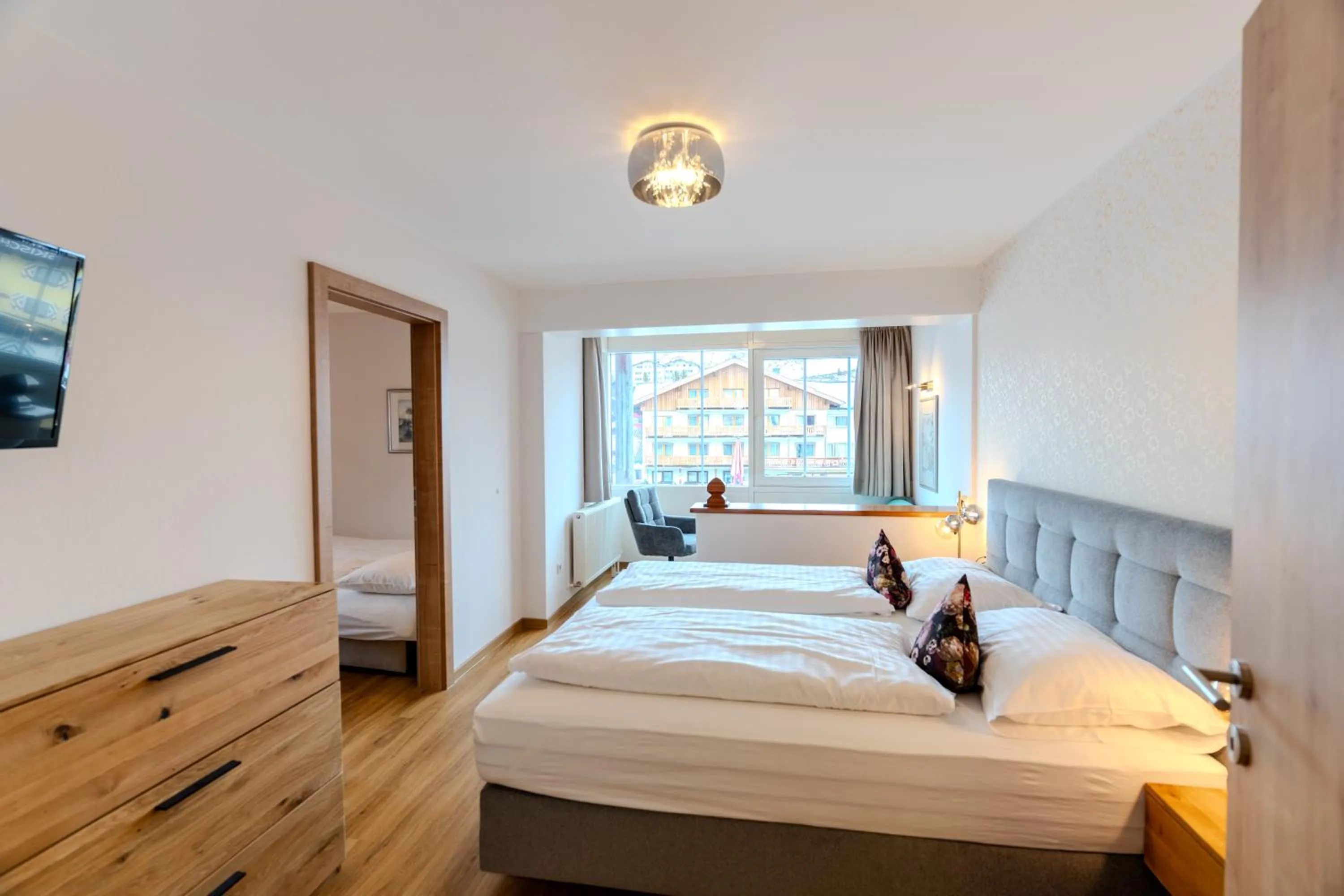 Photo of the whole room, Bed in Appartementhaus Christophorus