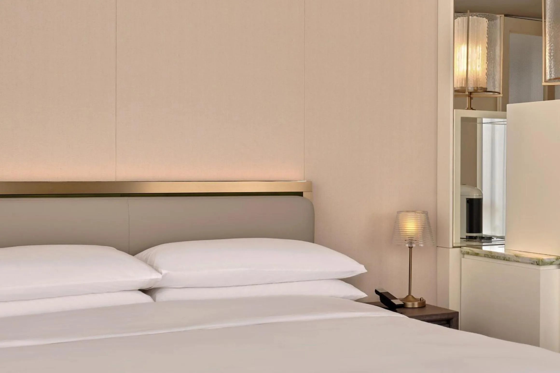 Photo of the whole room, Bed in Regent Shanghai on the Bund