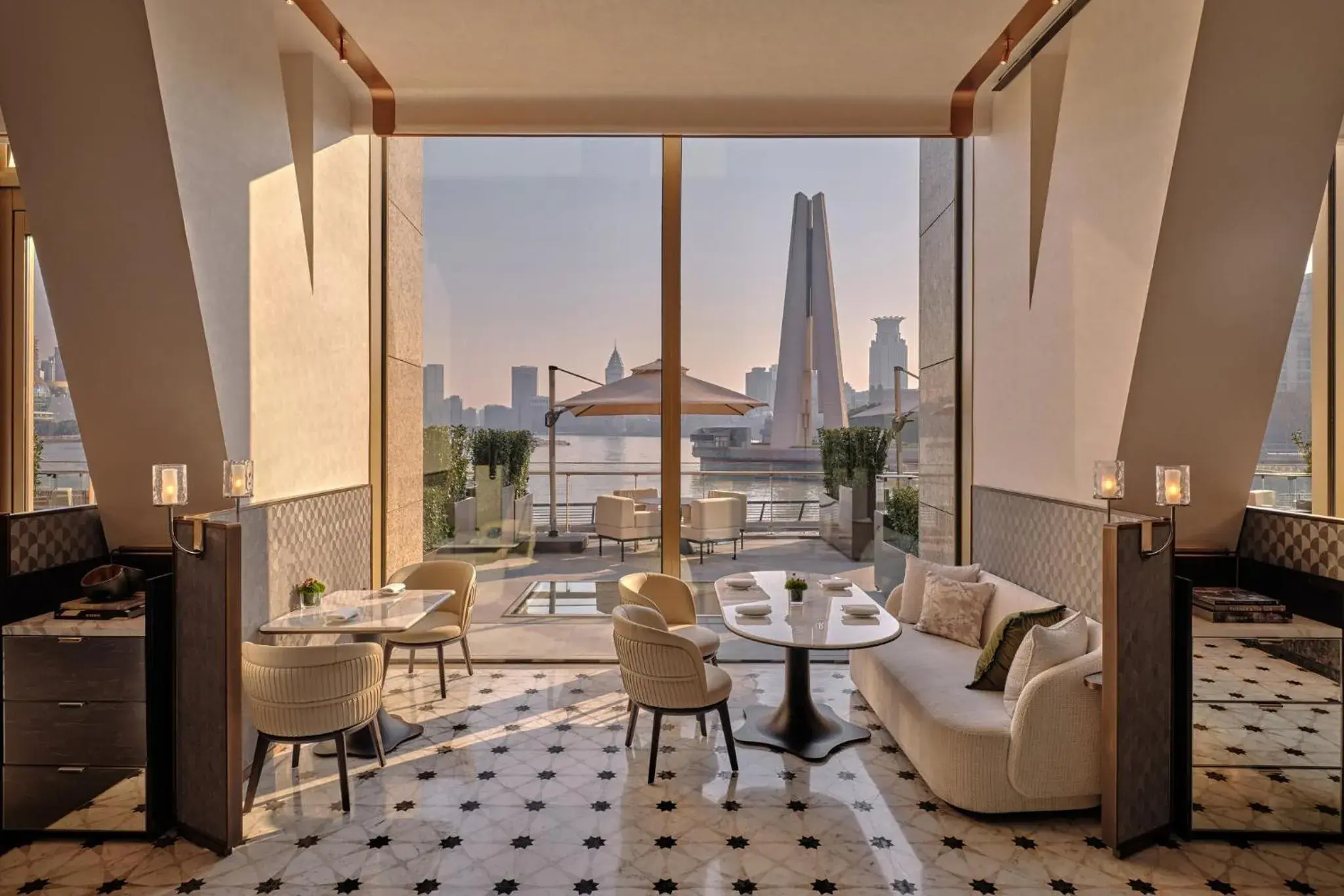 Restaurant/places to eat in Regent Shanghai on the Bund Restaurant/places to eat in Regent Shanghai on the Bund