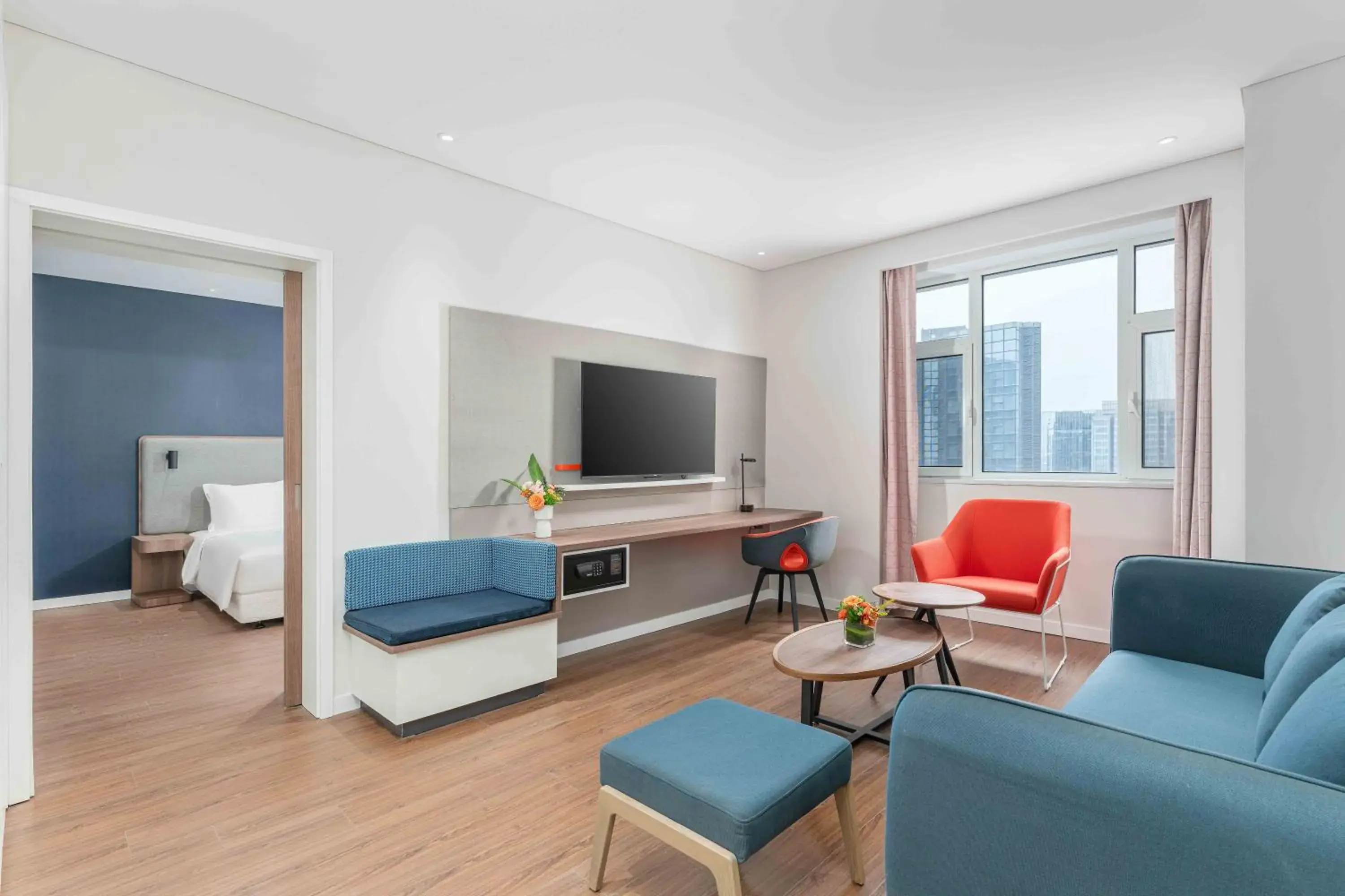 Living room in Holiday Inn Express Weifang City Center by IHG Living room in Holiday Inn Express Weifang City Center by IHG