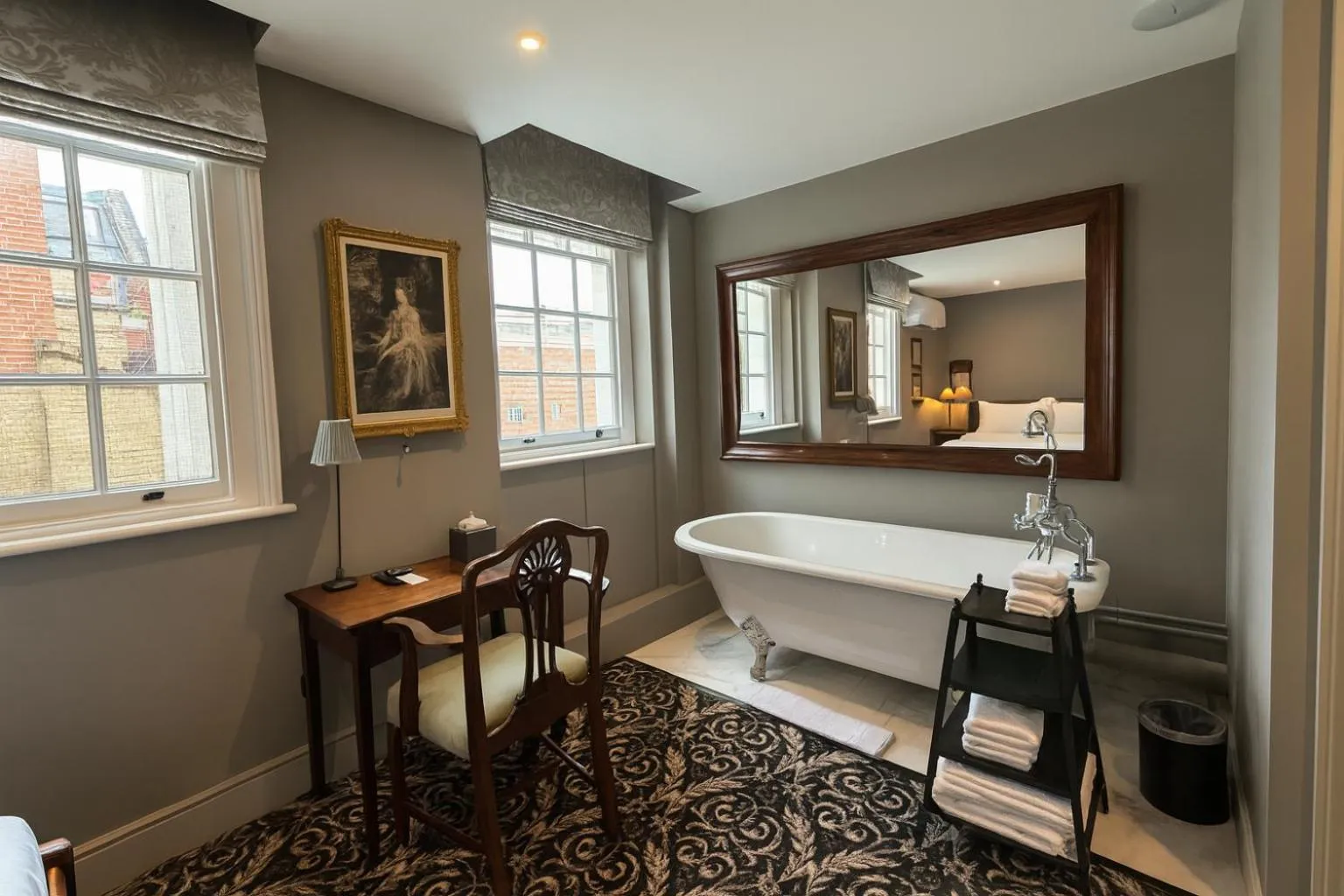 No. 30 Knightsbridge