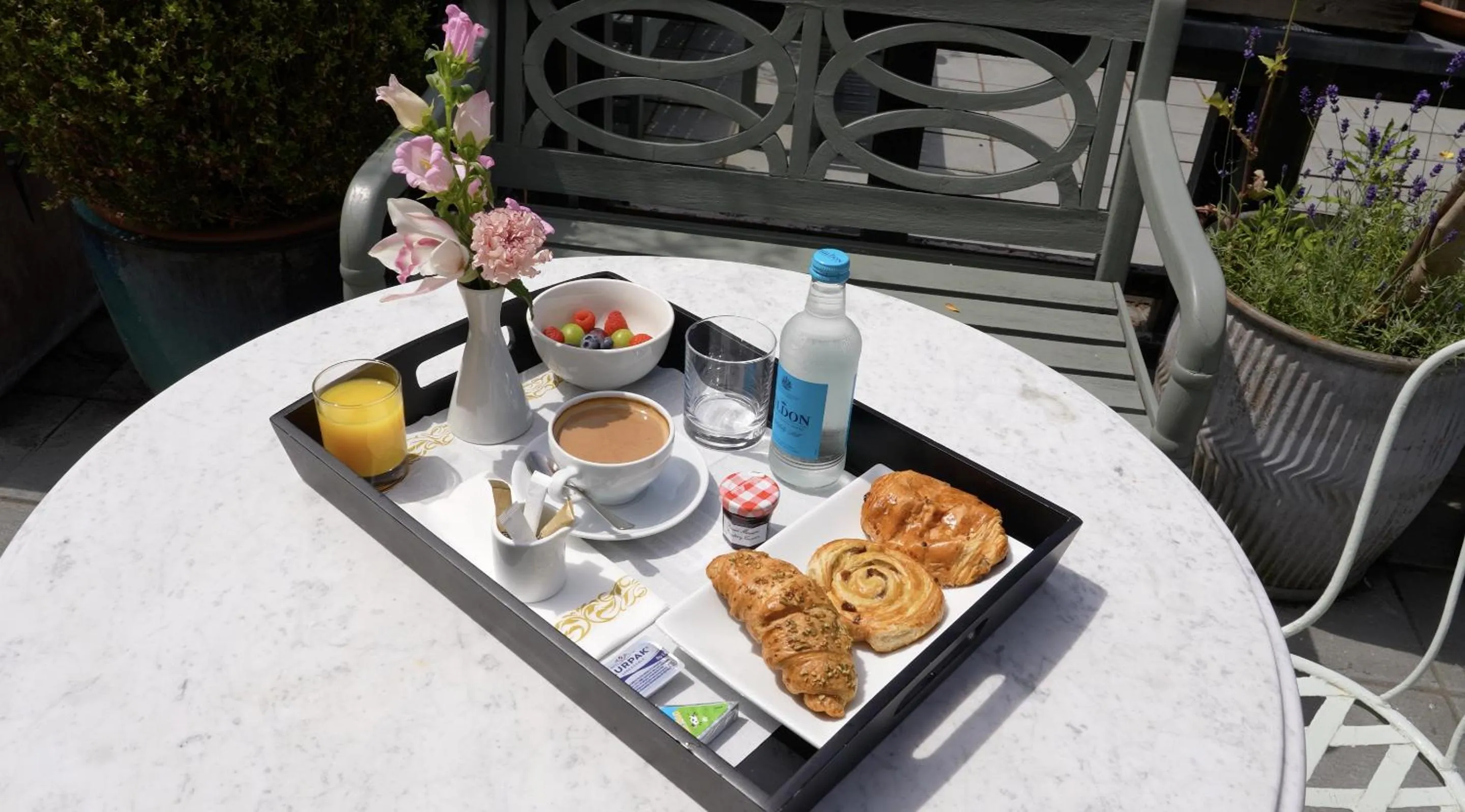 No. 30 Knightsbridge