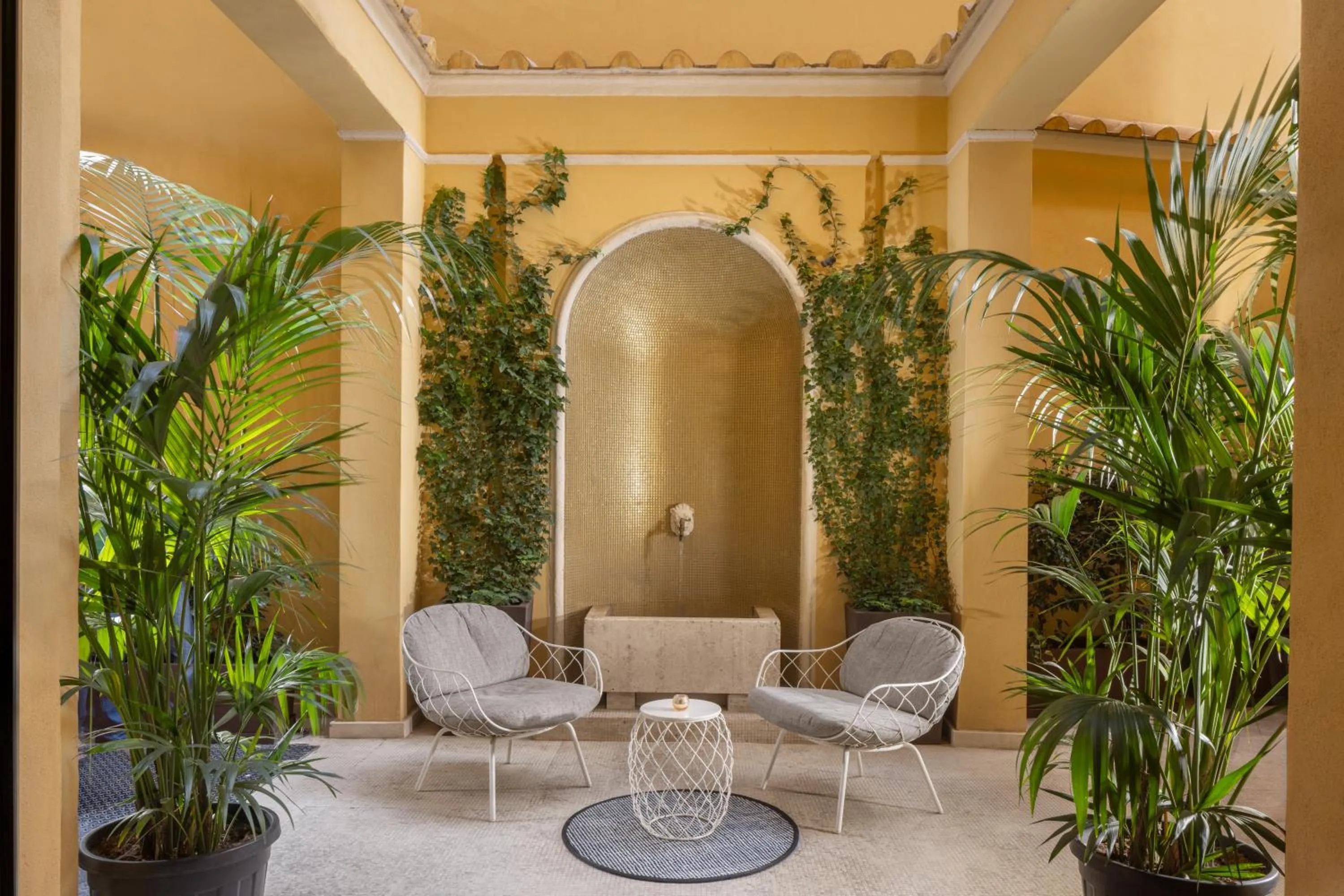 Garden in Radisson Collection Hotel, Roma Antica