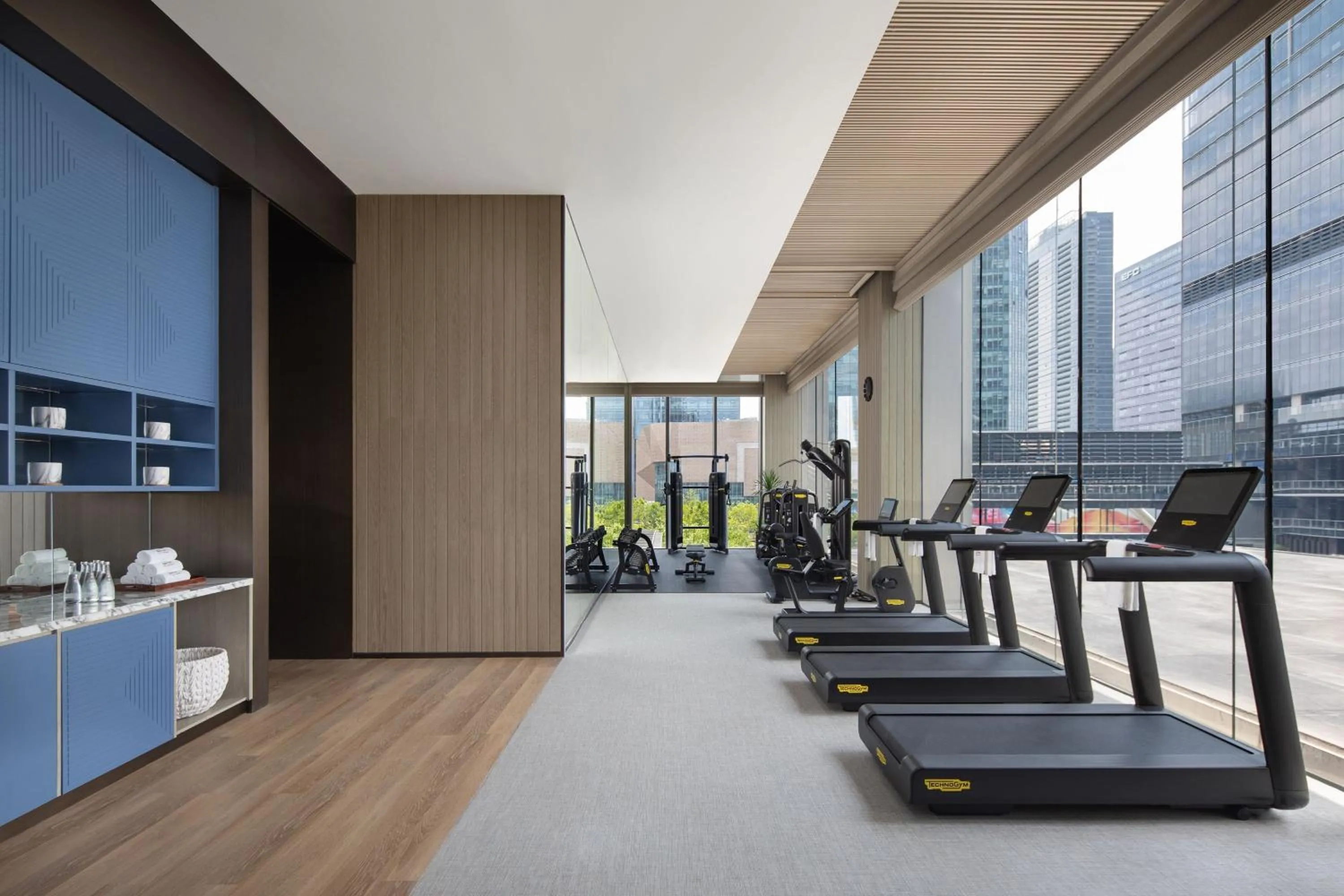 Fitness centre/facilities in Marriott Executive Apartments Hangzhou