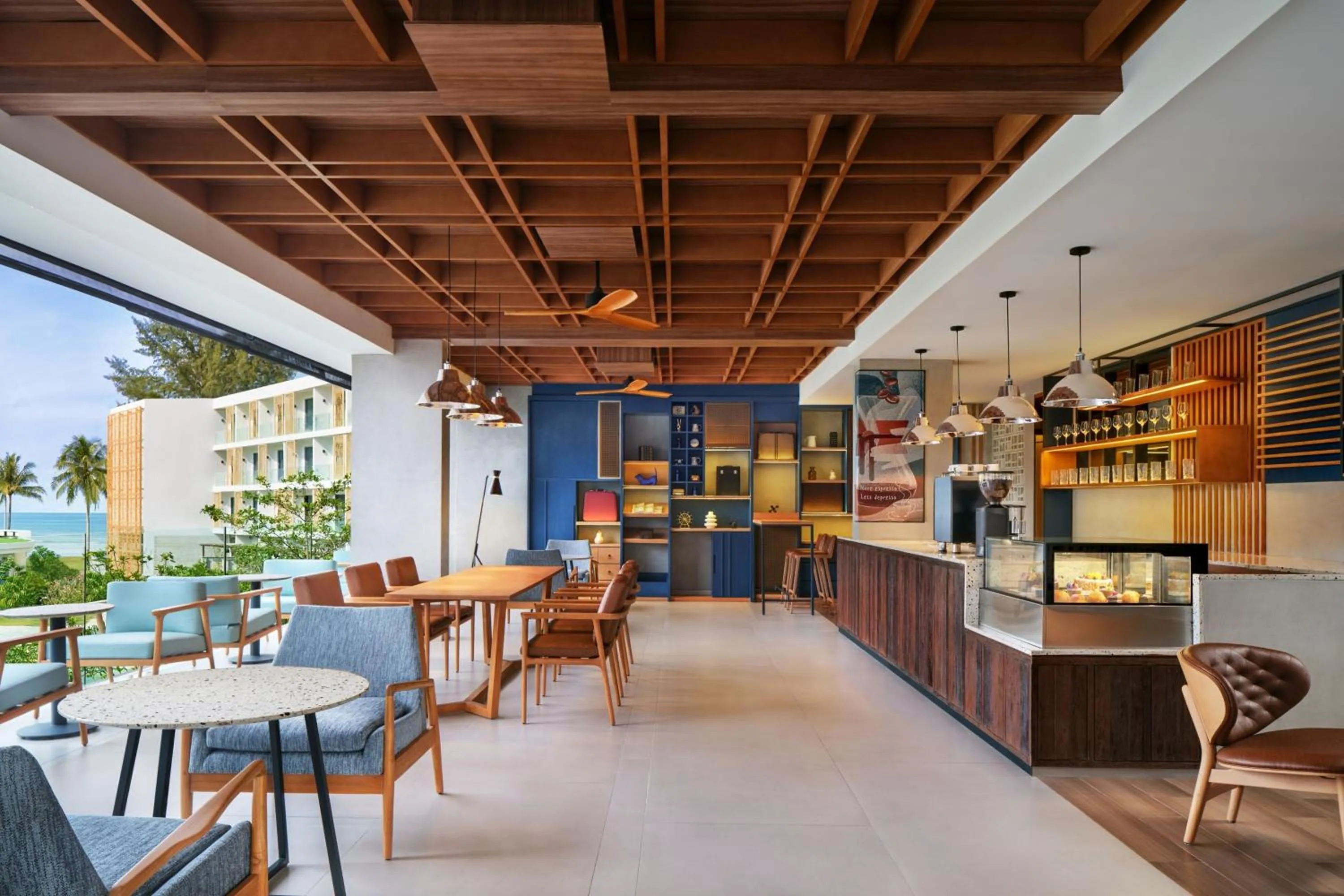 Lounge or bar in Four Points by Sheraton Bintan, Lagoi Bay