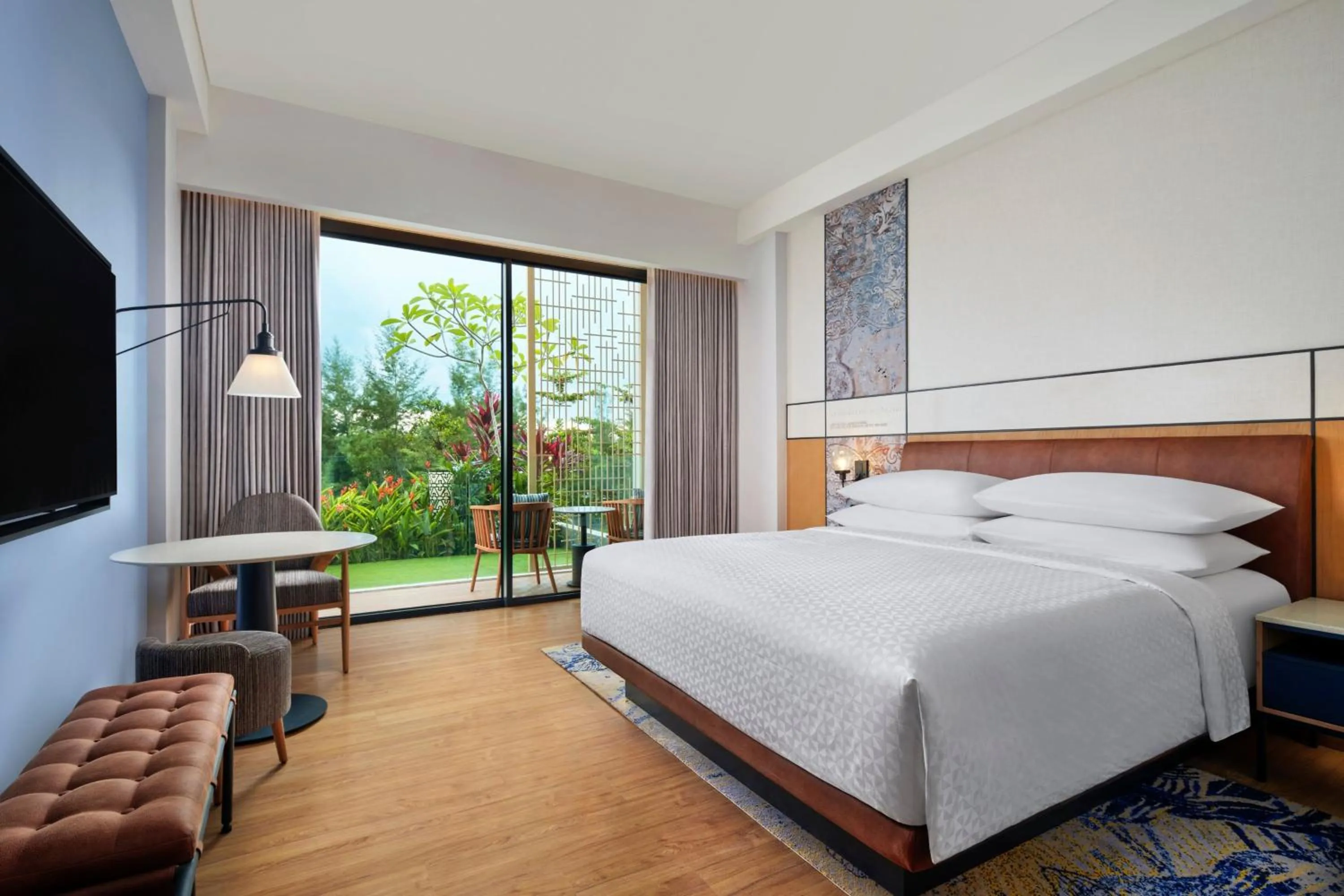 Photo of the whole room, Bed in Four Points by Sheraton Bintan, Lagoi Bay